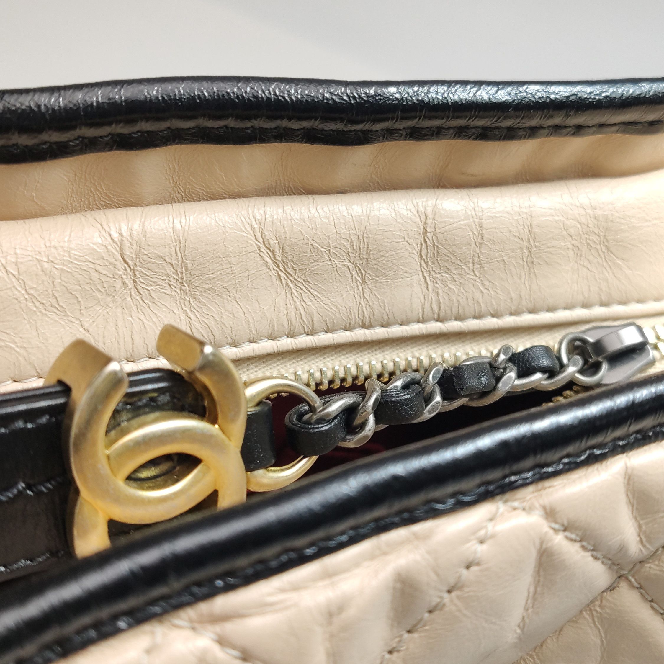 Chanel Chanel Women os Crossbody Bags Size ONE SIZE - 12 Thumbnail