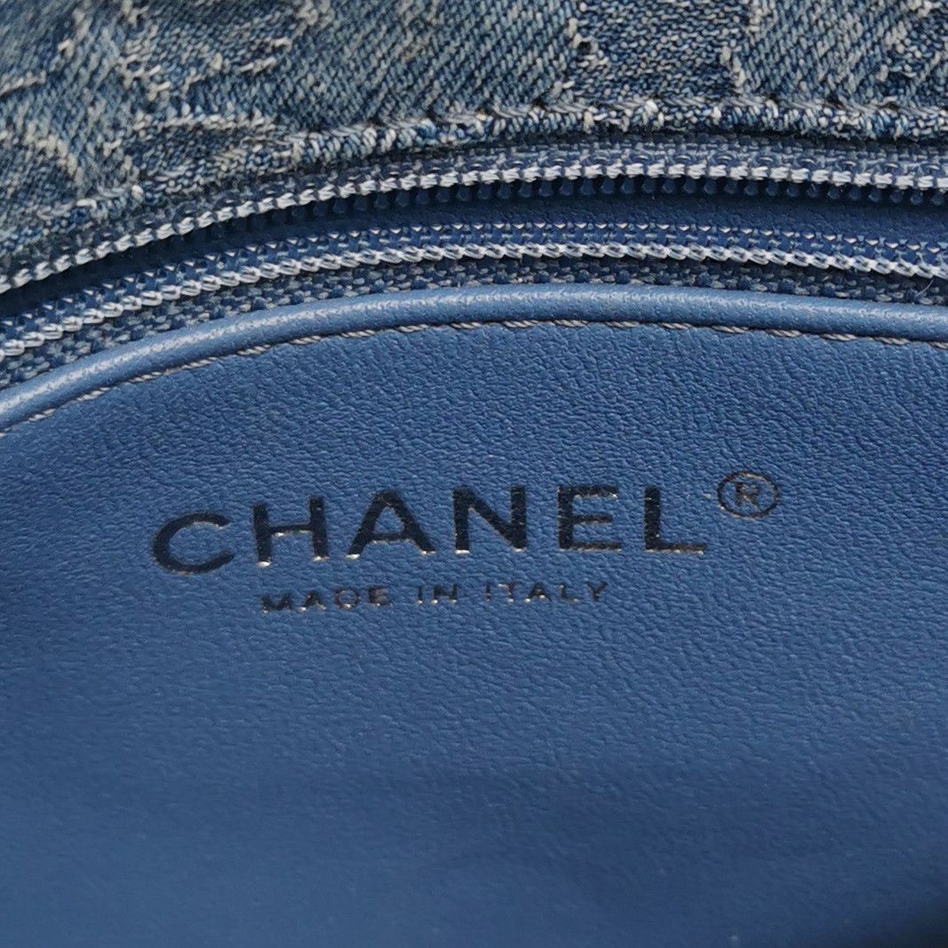 Chanel Chanel Women os Shoulder Bags Size ONE SIZE - 8 Thumbnail