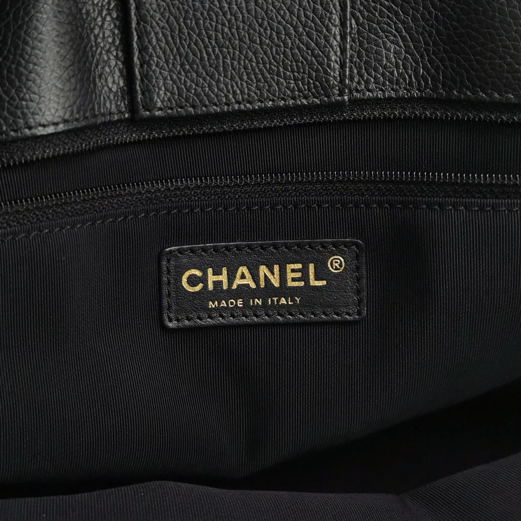 Chanel Chanel Women os Shoulder Bags Size ONE SIZE - 8 Thumbnail