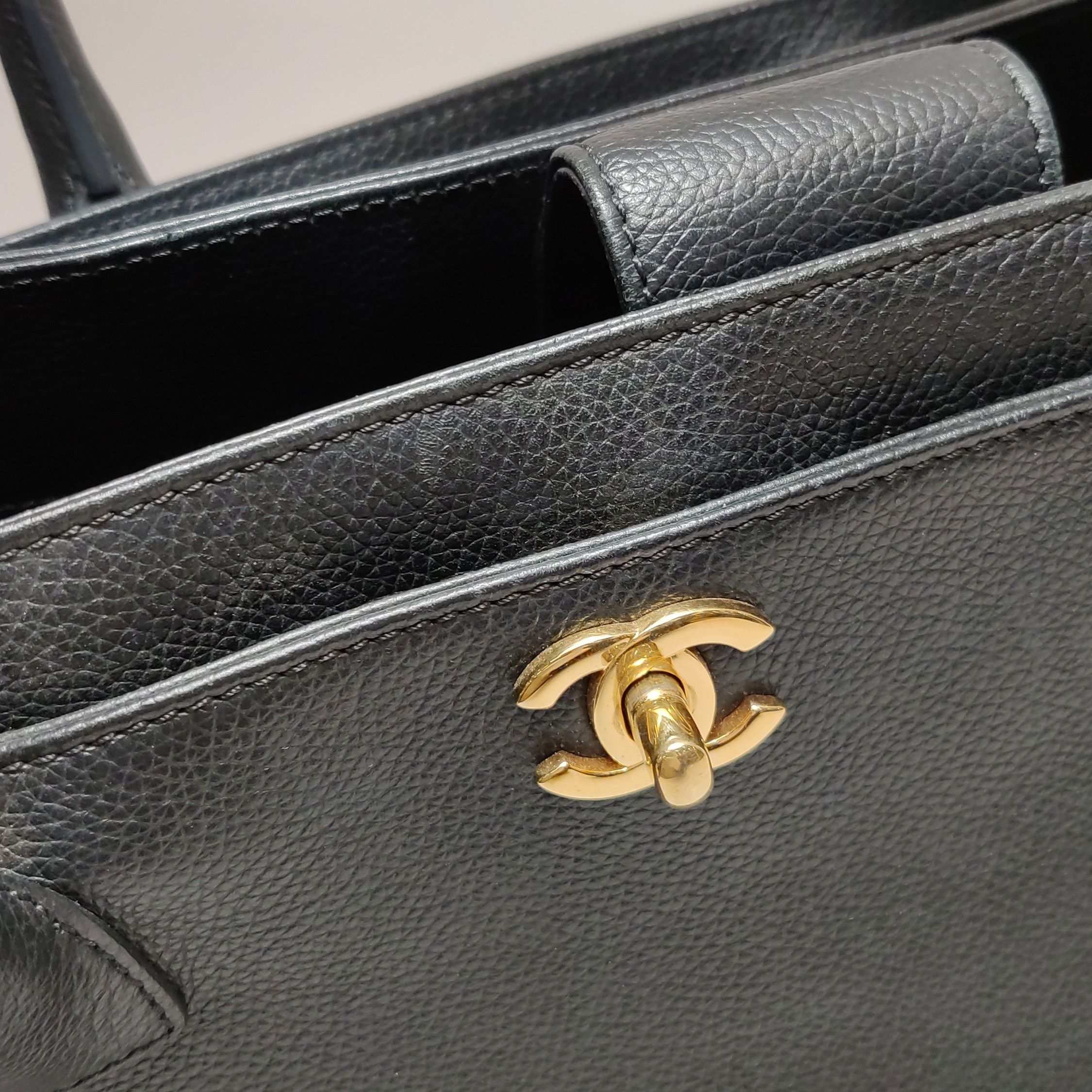 Chanel Chanel Women os Shoulder Bags Size ONE SIZE - 13 Thumbnail