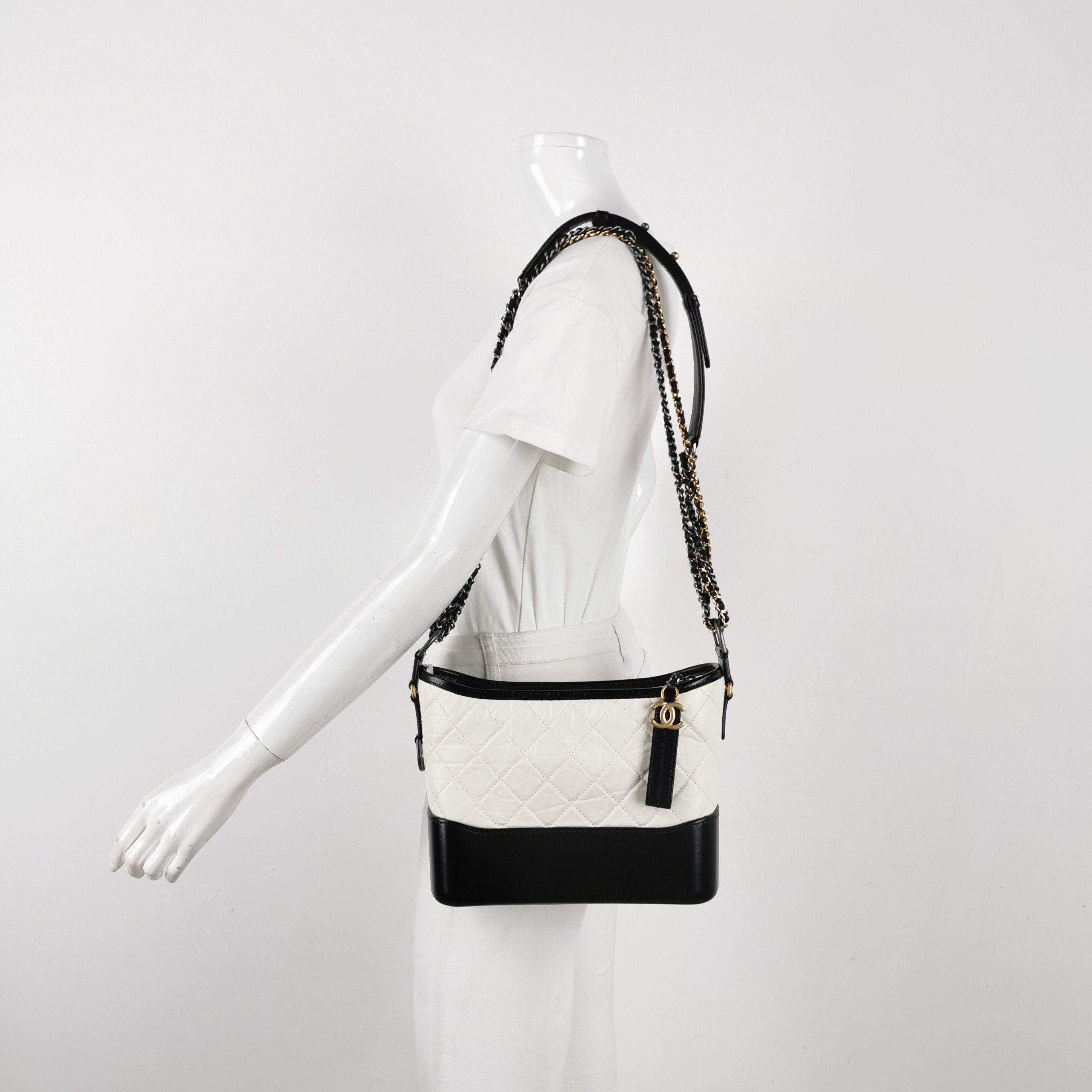 Chanel Chanel Women os Crossbody Bags Size ONE SIZE - 2 Thumbnail