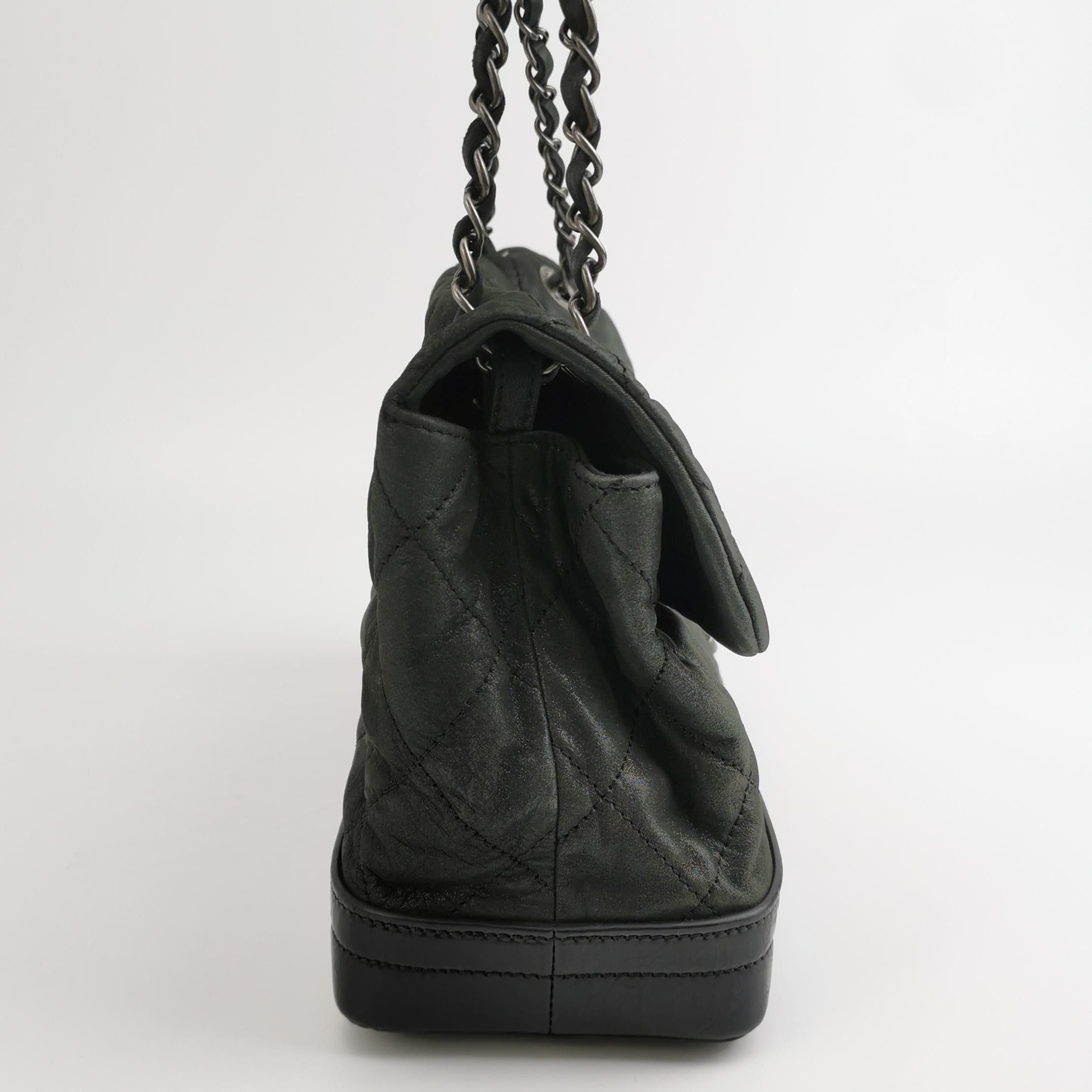 Chanel Chanel Women os Shoulder Bags Size ONE SIZE - 4 Thumbnail