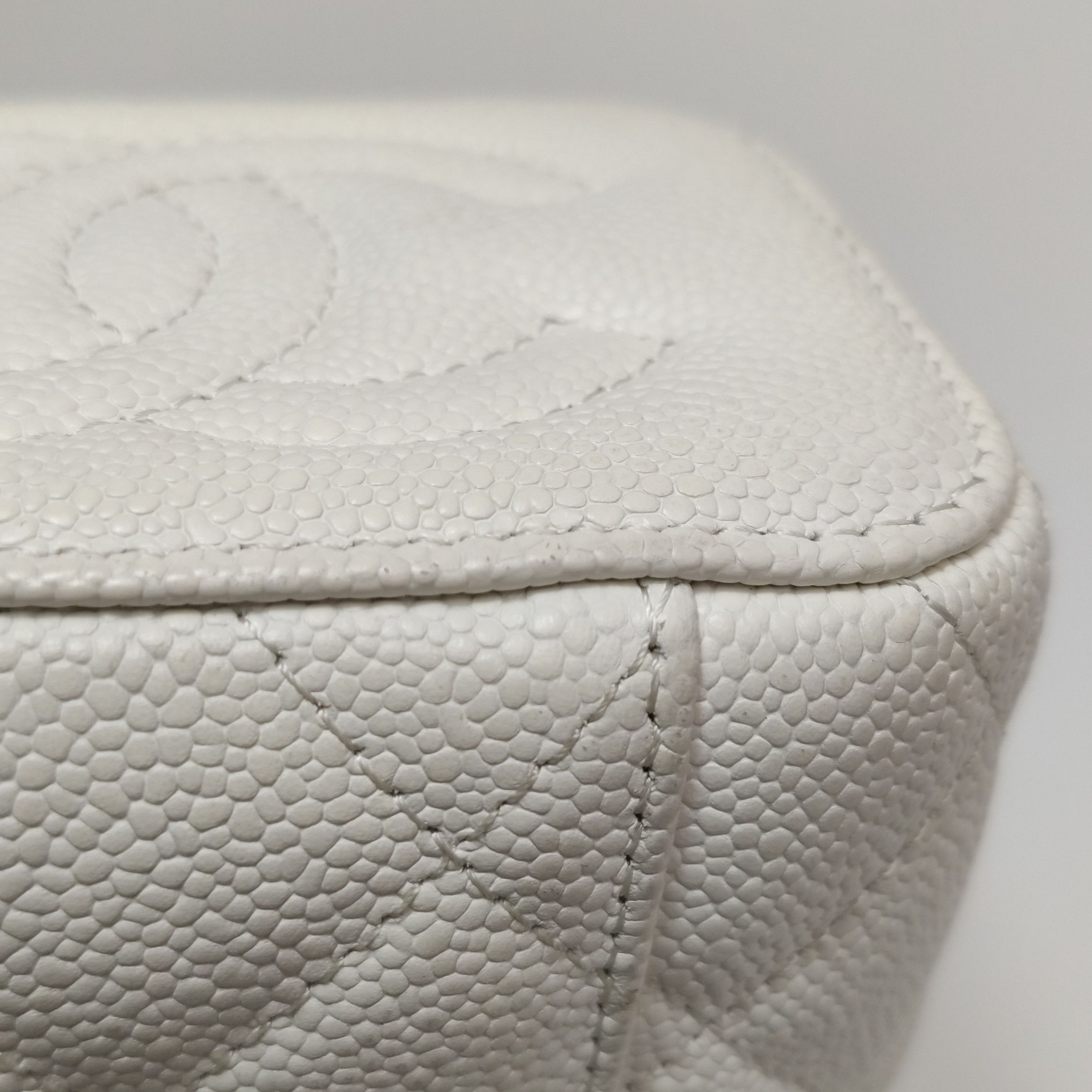 Chanel Chanel Women os Shoulder Bags Size ONE SIZE - 15 Thumbnail