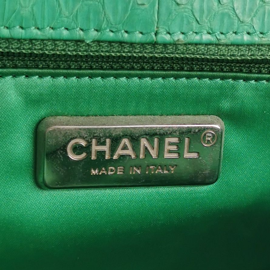 Chanel Chanel Women os Shoulder Bags Size ONE SIZE - 8 Thumbnail