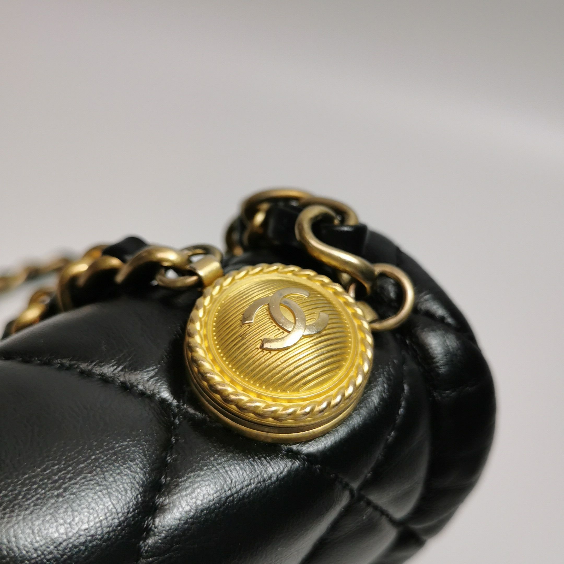 Chanel Chanel Women os Shoulder Bags Size ONE SIZE - 18 Thumbnail