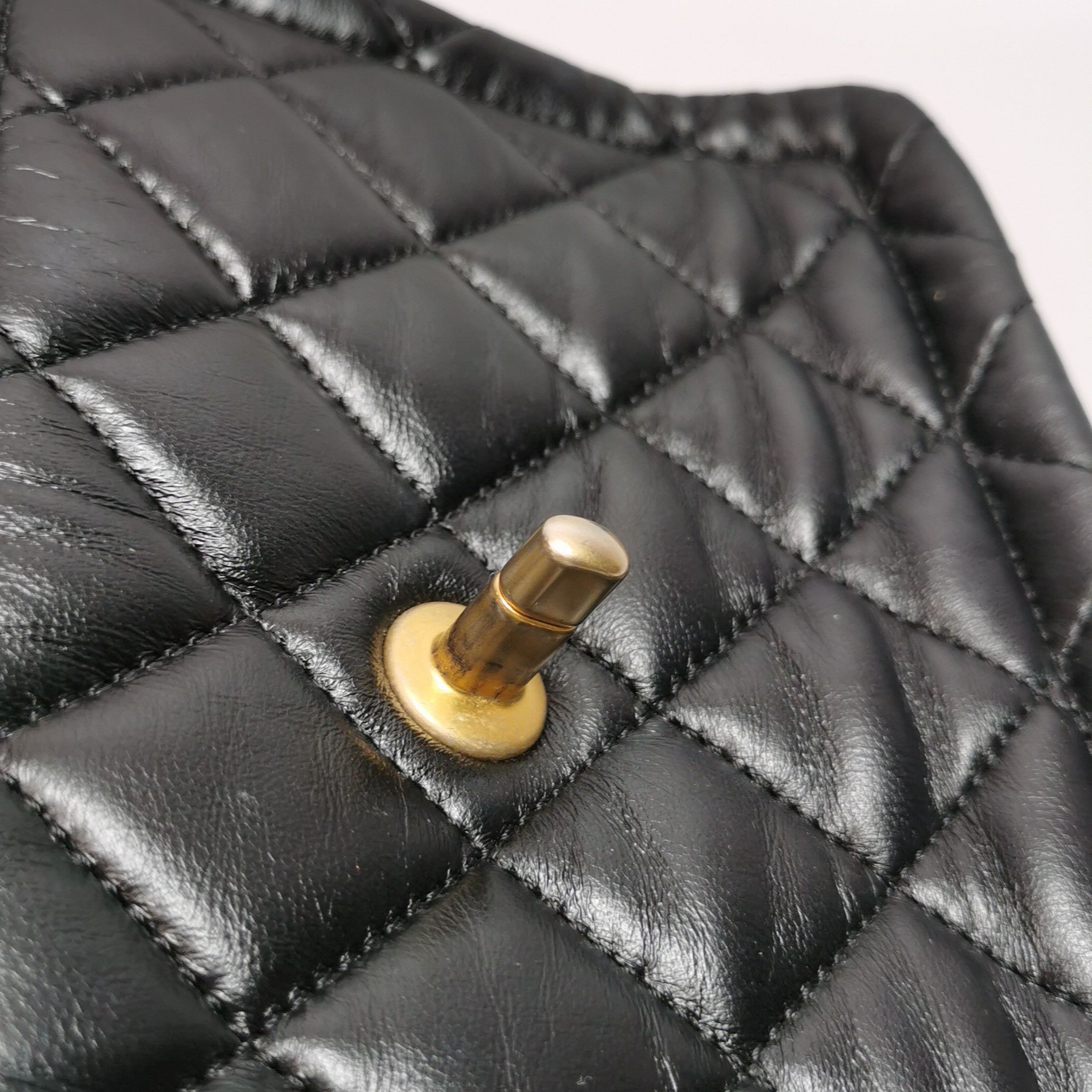 Chanel Chanel Women os Shoulder Bags Size ONE SIZE - 16 Thumbnail