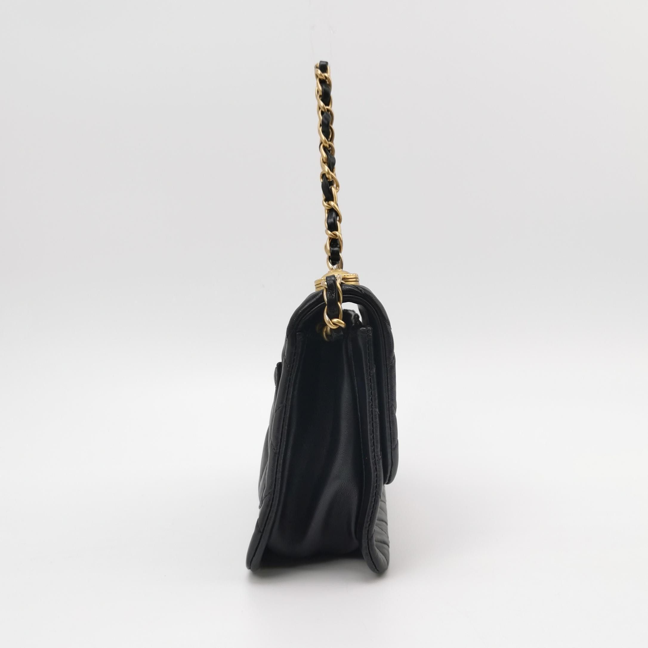 Chanel Chanel Women os Shoulder Bags Size ONE SIZE - 4 Thumbnail