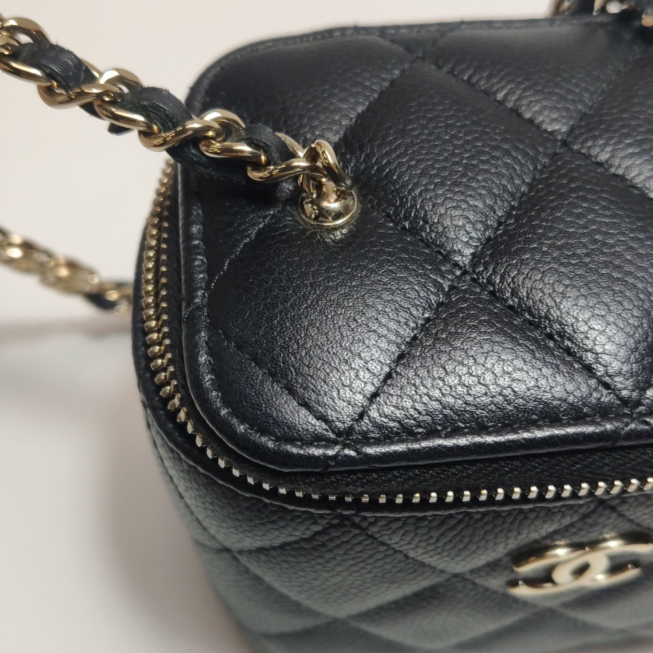 Chanel Chanel Women os Shoulder Bags Size ONE SIZE - 20 Thumbnail