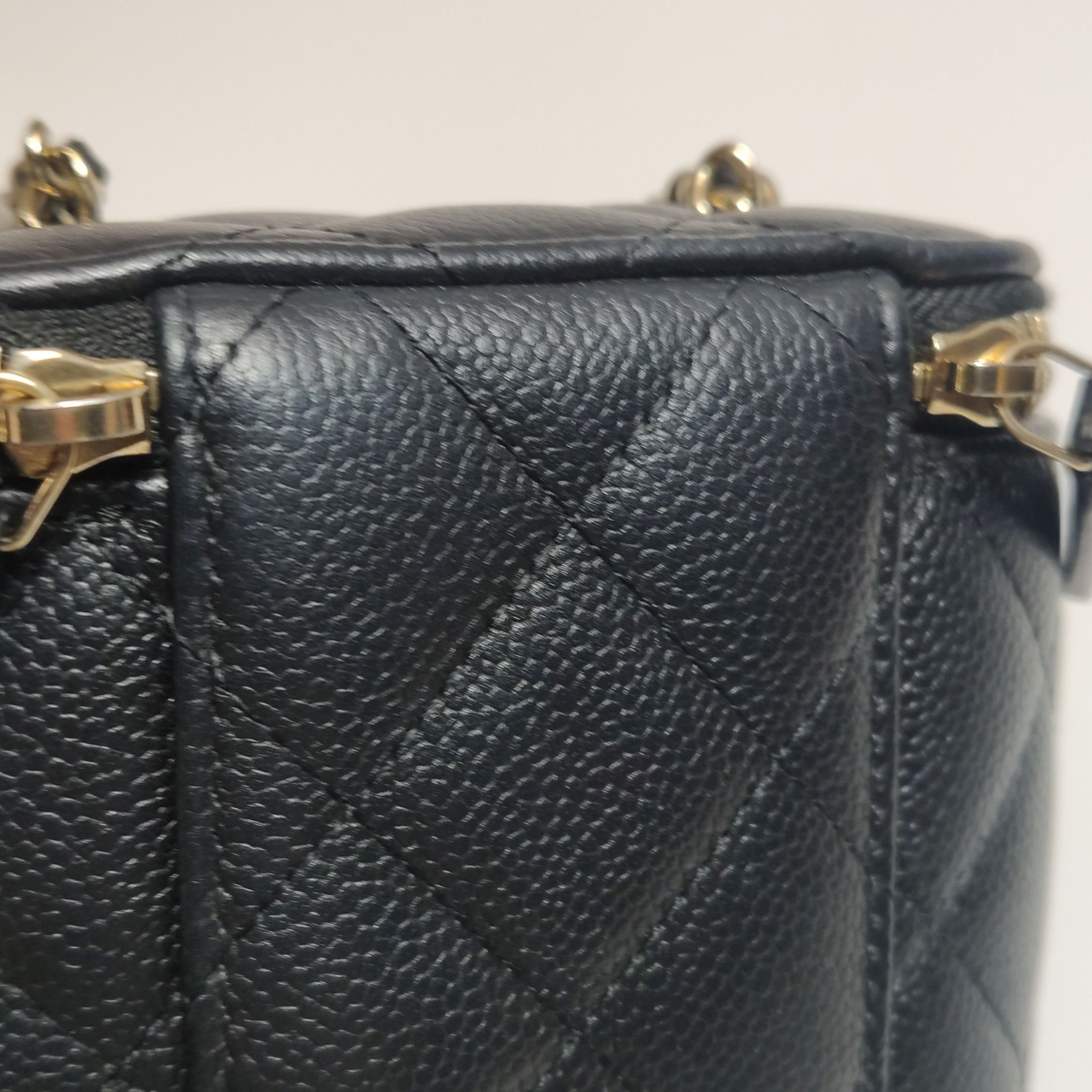 Chanel Chanel Women os Shoulder Bags Size ONE SIZE - 17 Thumbnail
