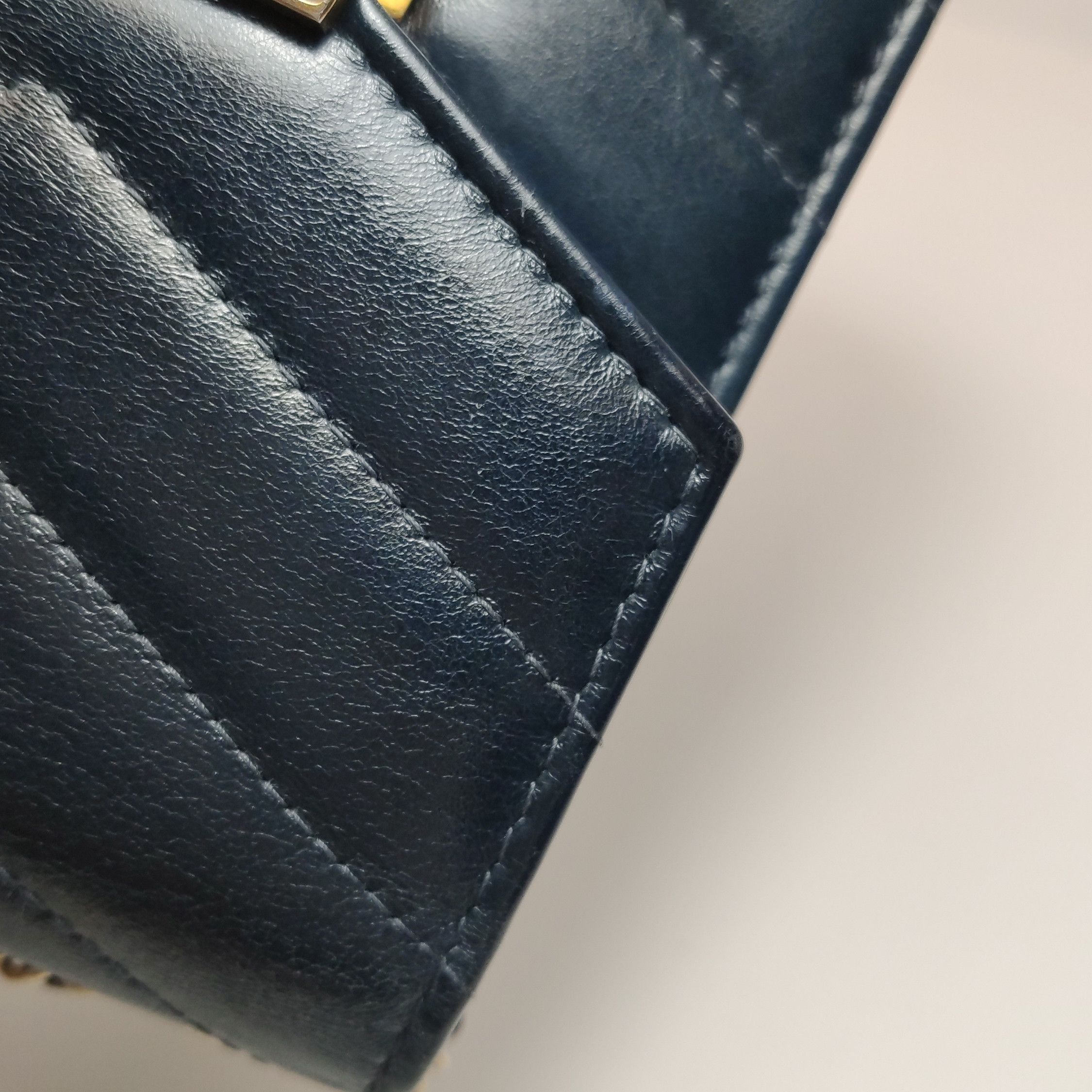 Chanel Chanel Women os Crossbody Bags Size ONE SIZE - 16 Thumbnail