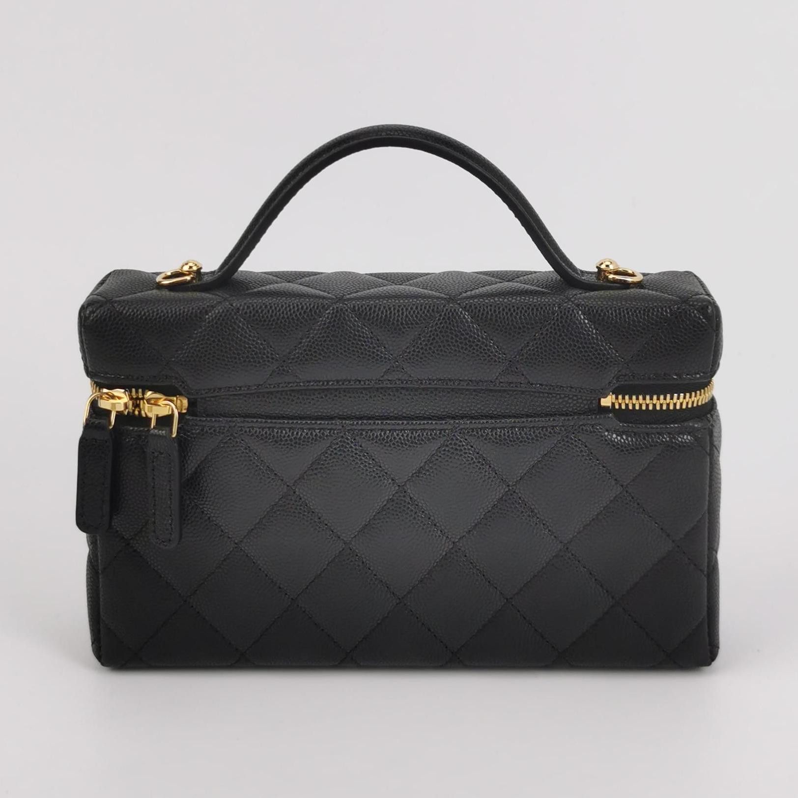 Chanel Chanel Women os Shoulder Bags Size ONE SIZE - 5 Thumbnail