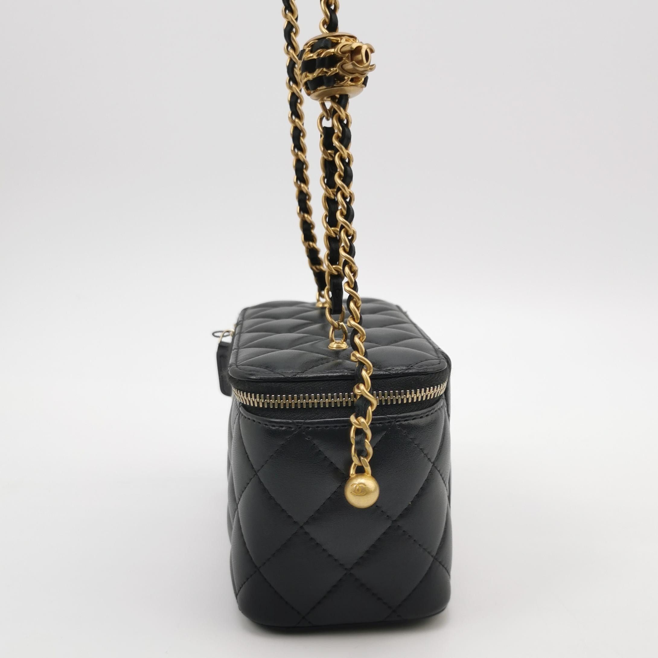 Chanel Chanel Women os Shoulder Bags Size ONE SIZE - 3 Thumbnail