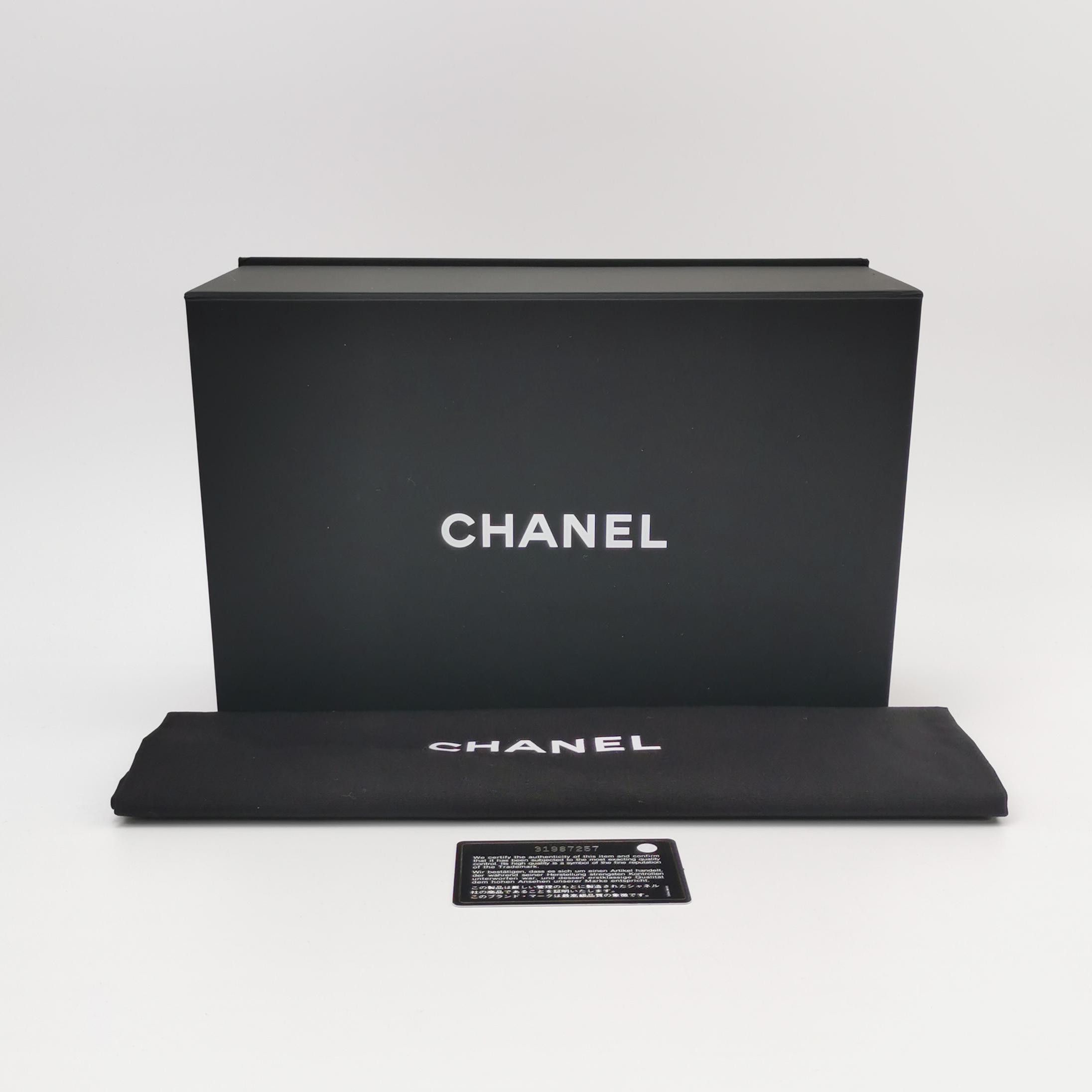 Chanel Chanel Women os Shoulder Bags Size ONE SIZE - 10 Thumbnail