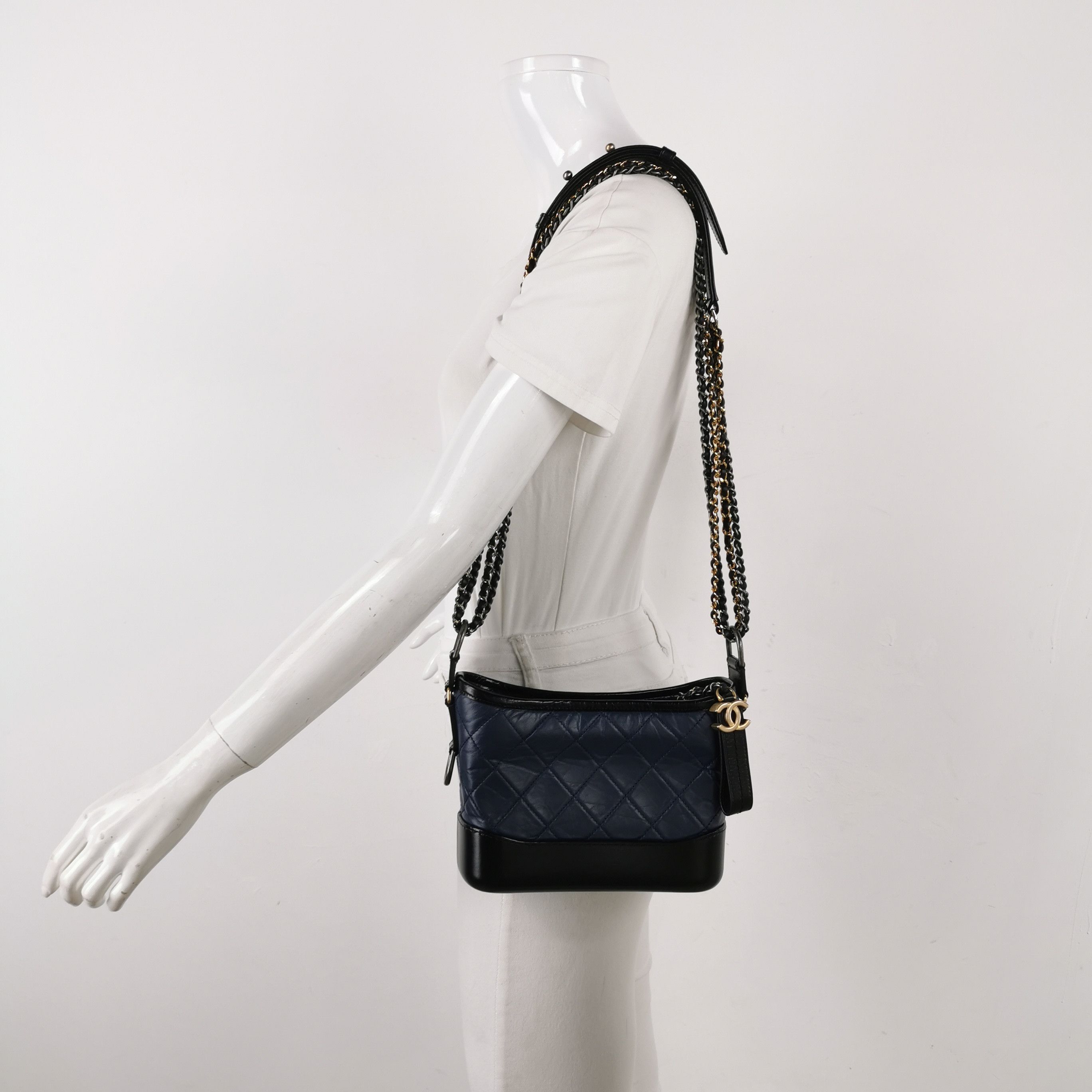 Chanel Chanel Women os Shoulder Bags Size ONE SIZE - 2 Thumbnail