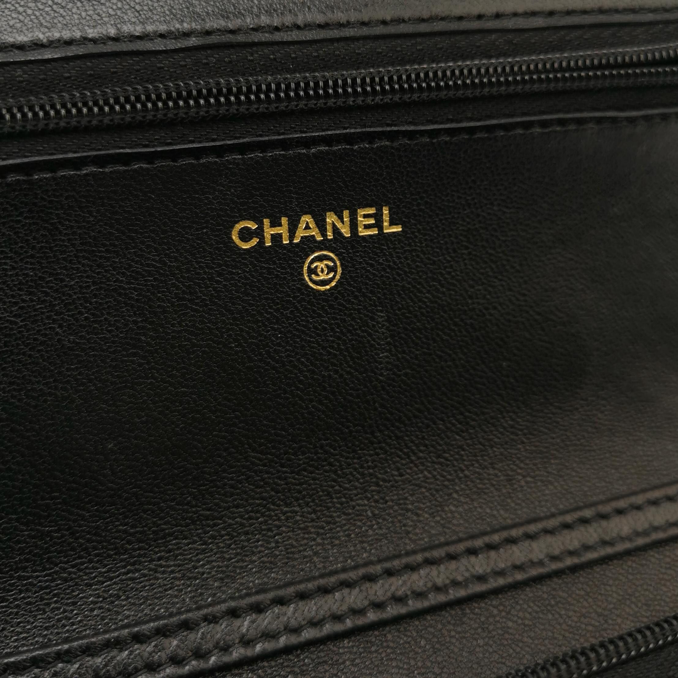Chanel Chanel Women os Shoulder Bags Size ONE SIZE - 8 Thumbnail