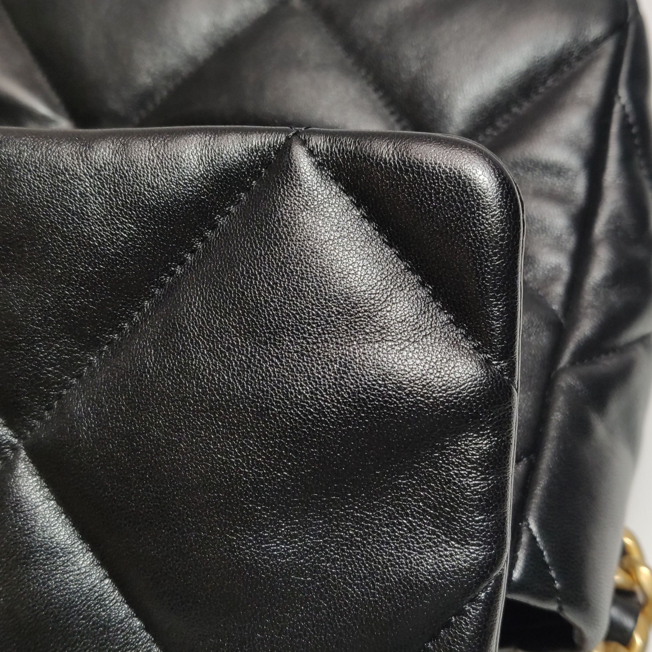 Chanel Chanel Women os Shoulder Bags Size ONE SIZE - 19 Thumbnail