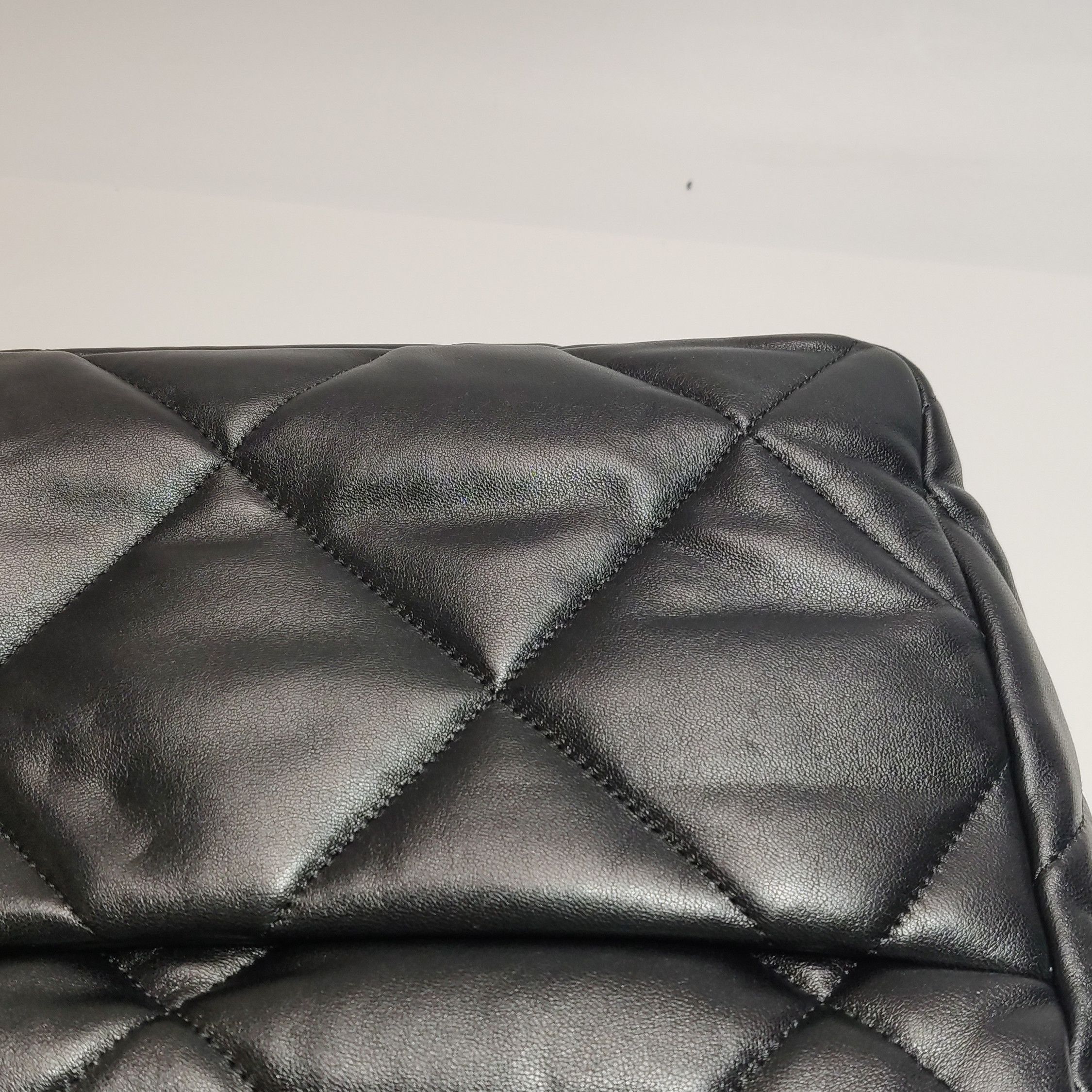 Chanel Chanel Women os Shoulder Bags Size ONE SIZE - 17 Thumbnail
