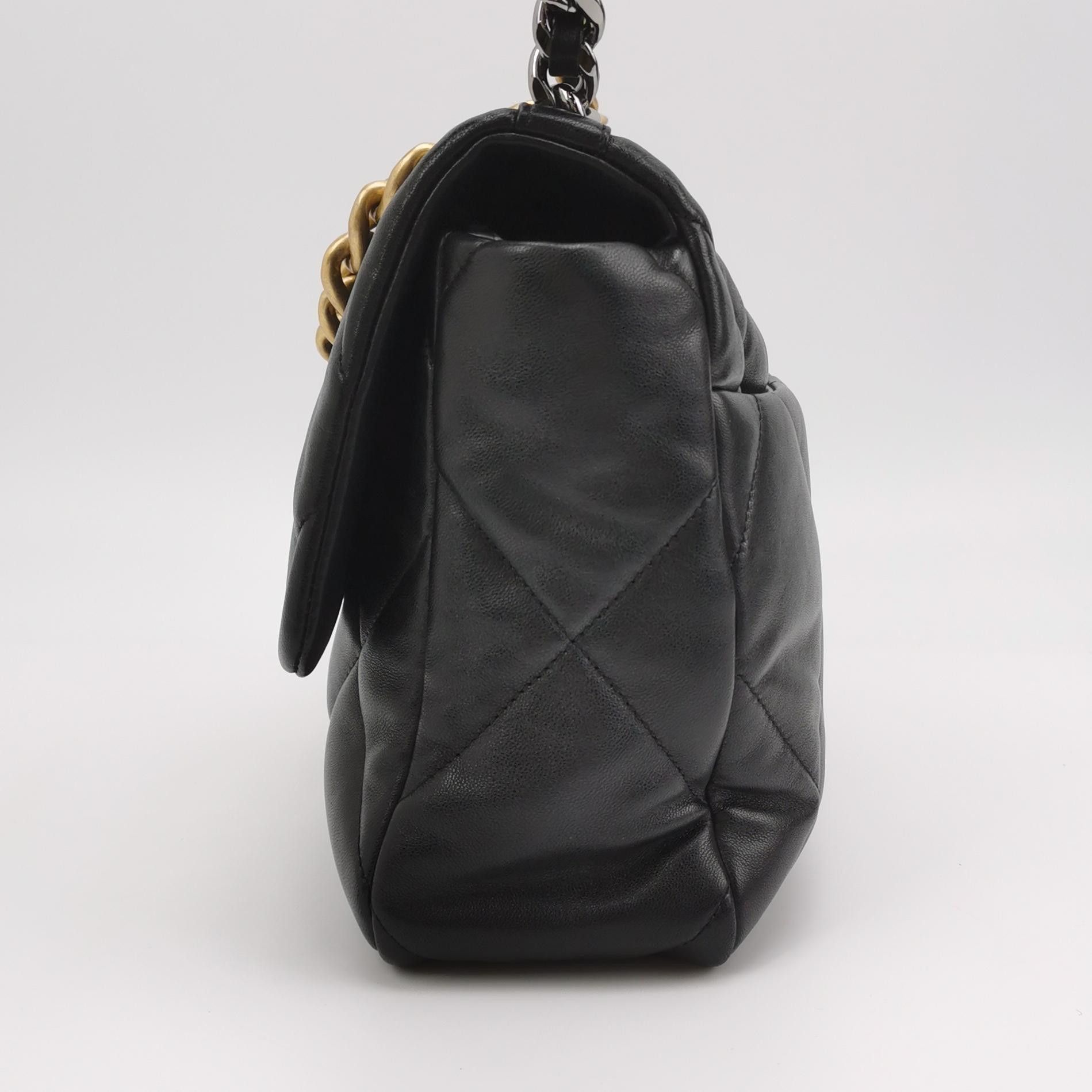 Chanel Chanel Women os Shoulder Bags Size ONE SIZE - 3 Thumbnail