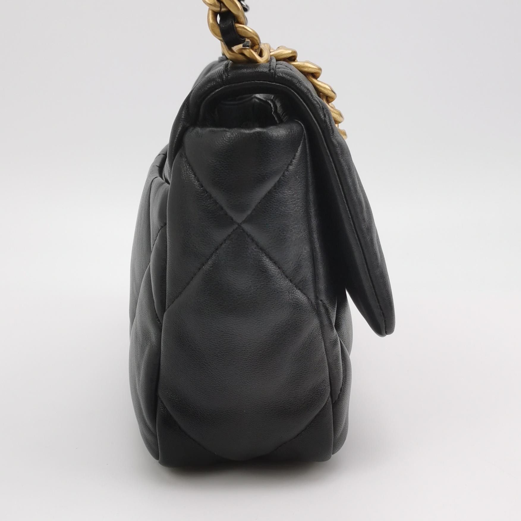 Chanel Chanel Women os Shoulder Bags Size ONE SIZE - 4 Thumbnail