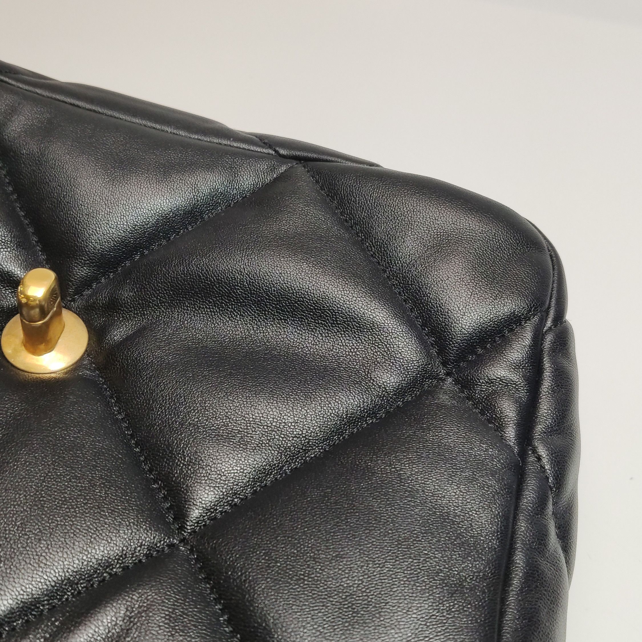 Chanel Chanel Women os Shoulder Bags Size ONE SIZE - 16 Thumbnail