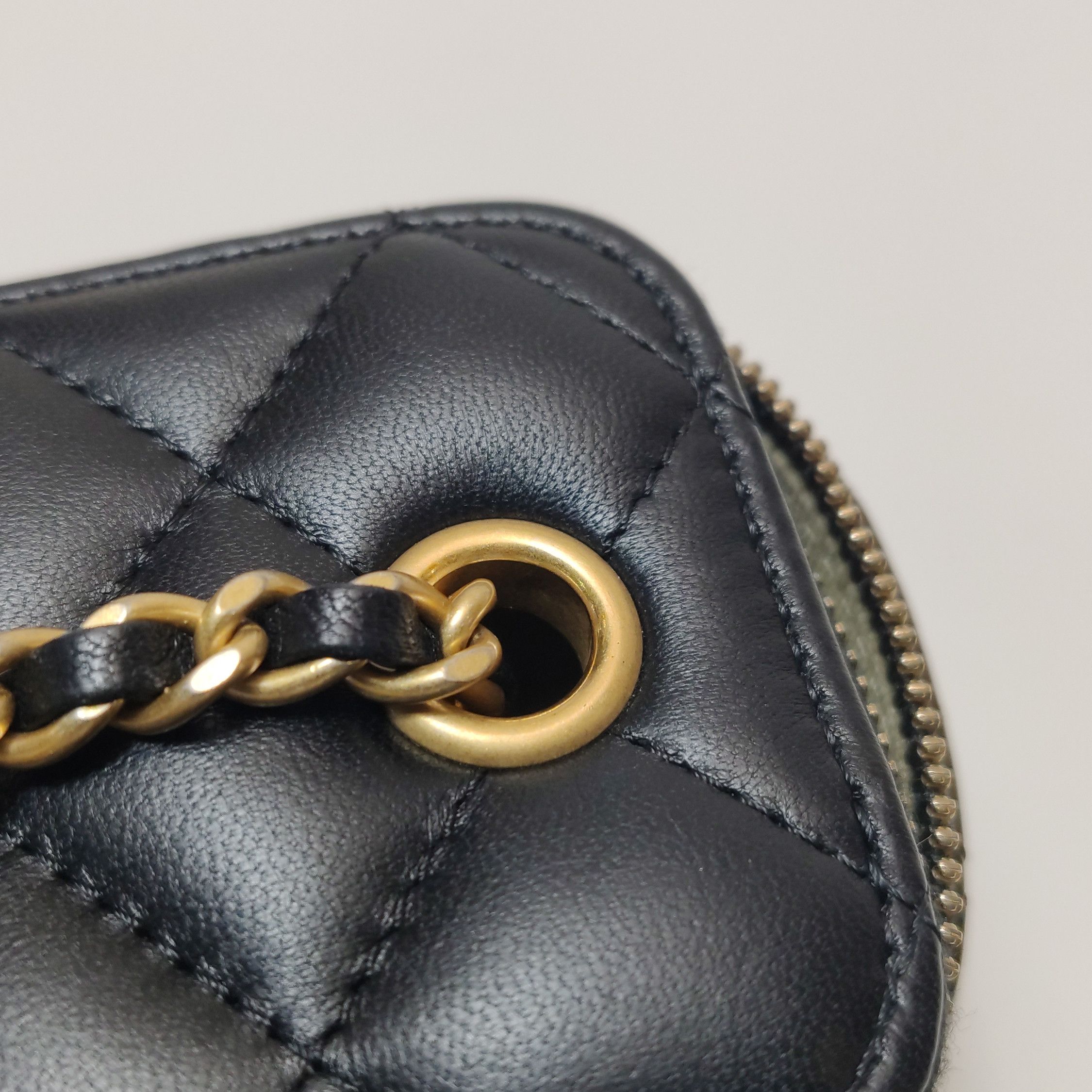 Chanel Chanel Women os Crossbody Bags Size ONE SIZE - 14 Thumbnail