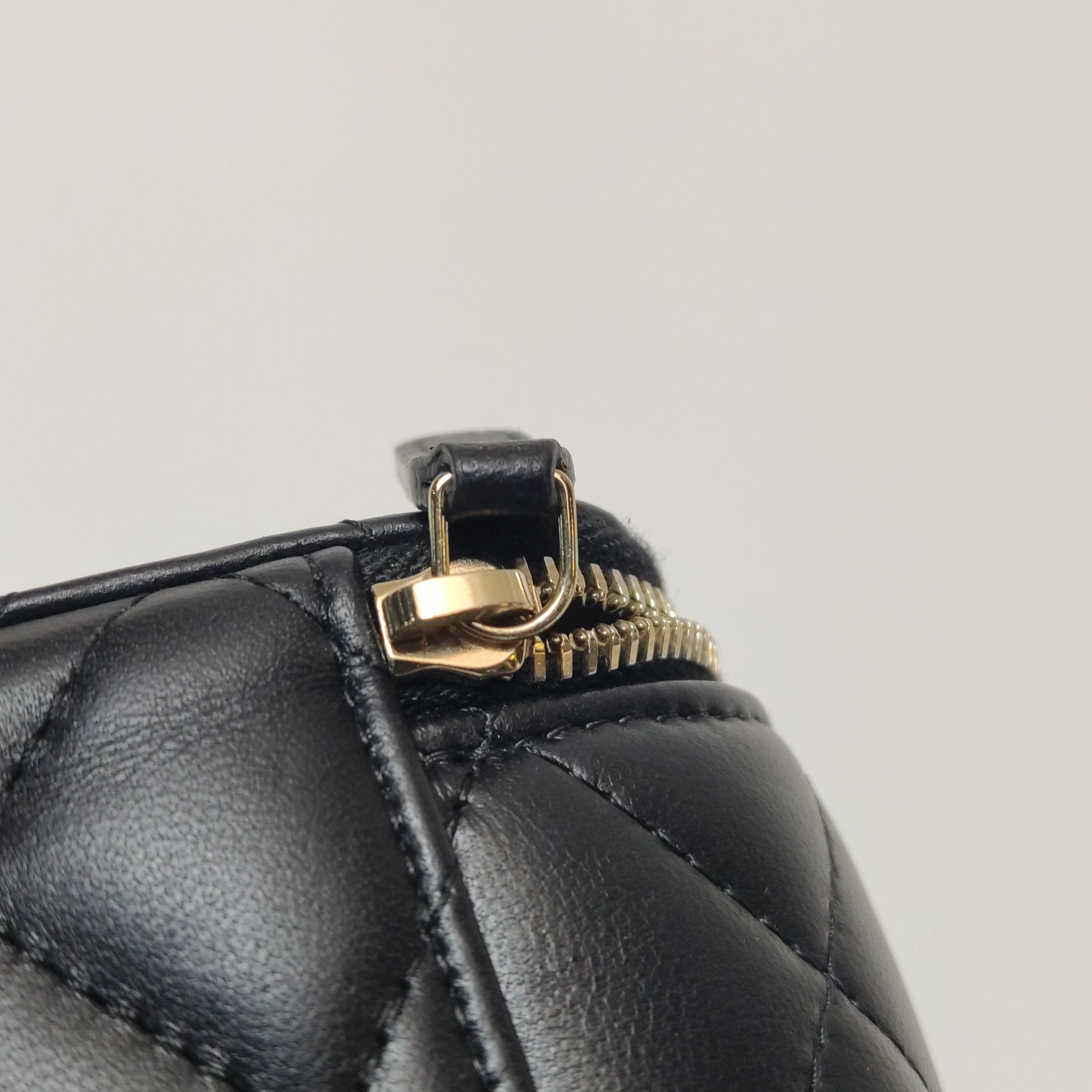 Chanel Chanel Women os Crossbody Bags Size ONE SIZE - 13 Thumbnail