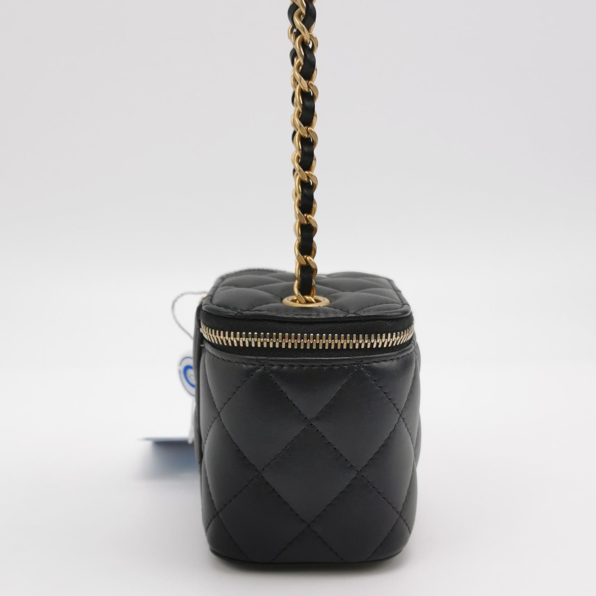 Chanel Chanel Women os Crossbody Bags Size ONE SIZE - 4 Thumbnail