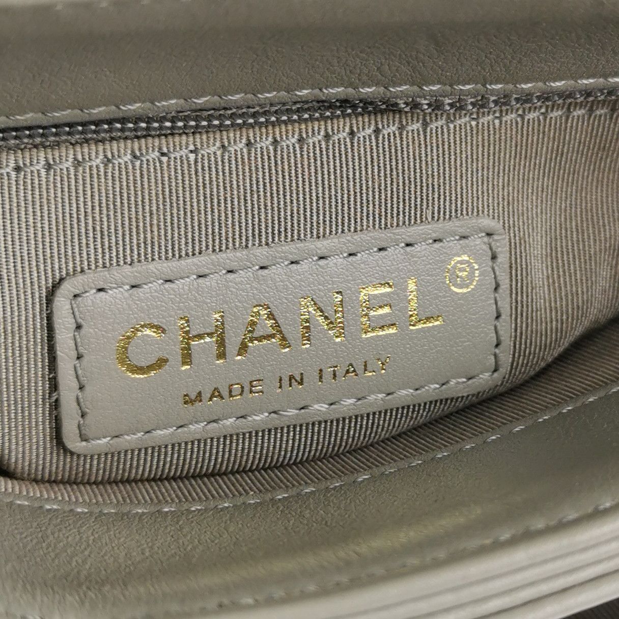 Chanel Chanel Women os Shoulder Bags Size ONE SIZE - 8 Thumbnail