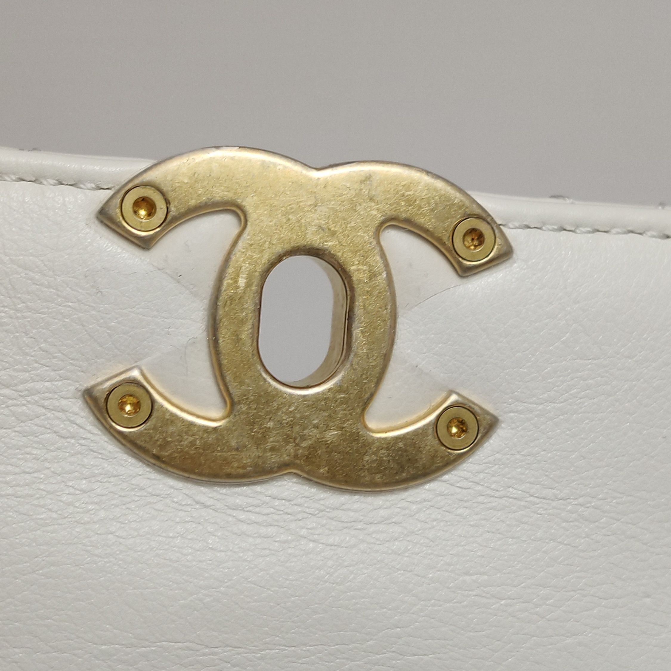 Chanel Chanel Women os Shoulder Bags Size ONE SIZE - 16 Thumbnail