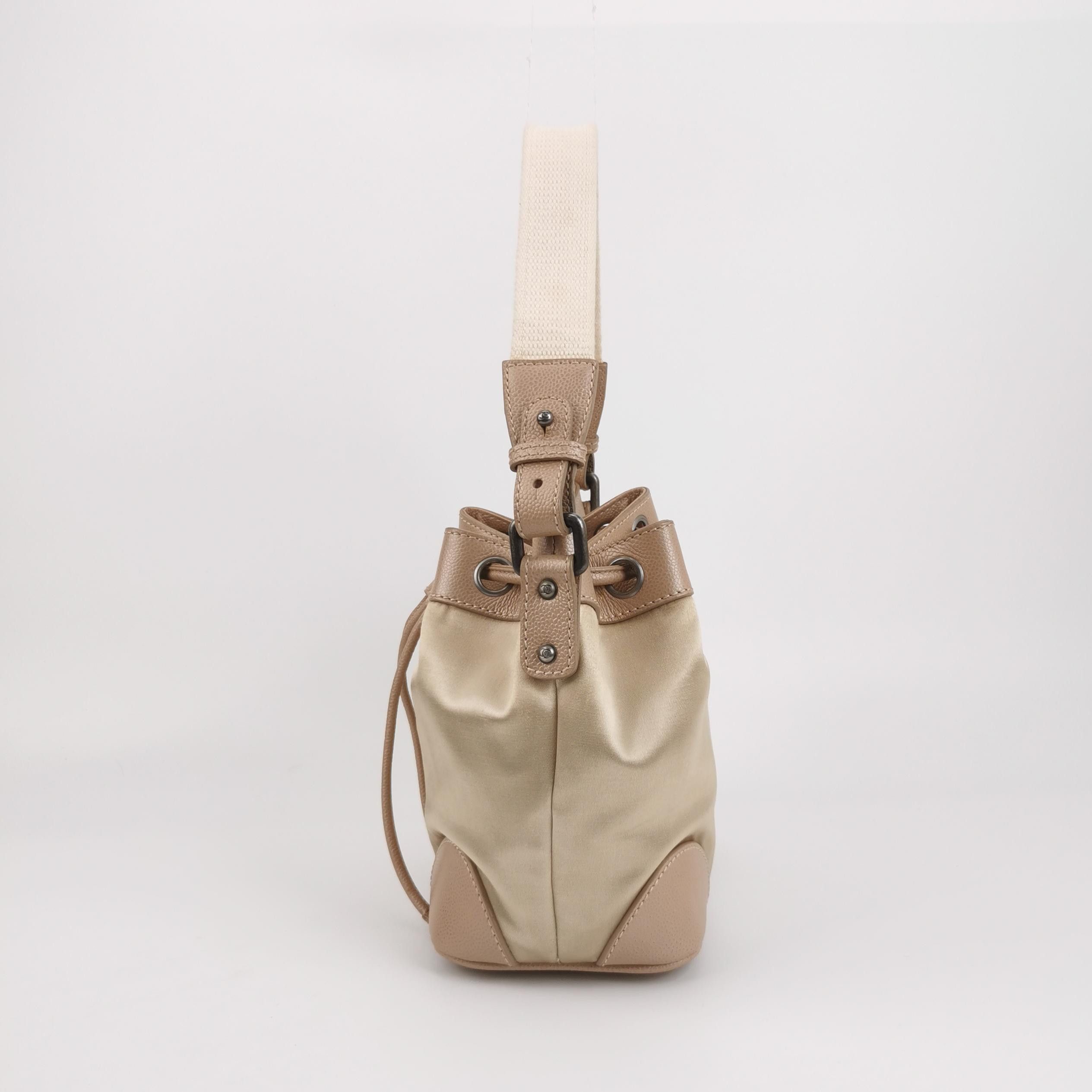 Chanel Chanel Women os Shoulder Bags Size ONE SIZE - 3 Thumbnail