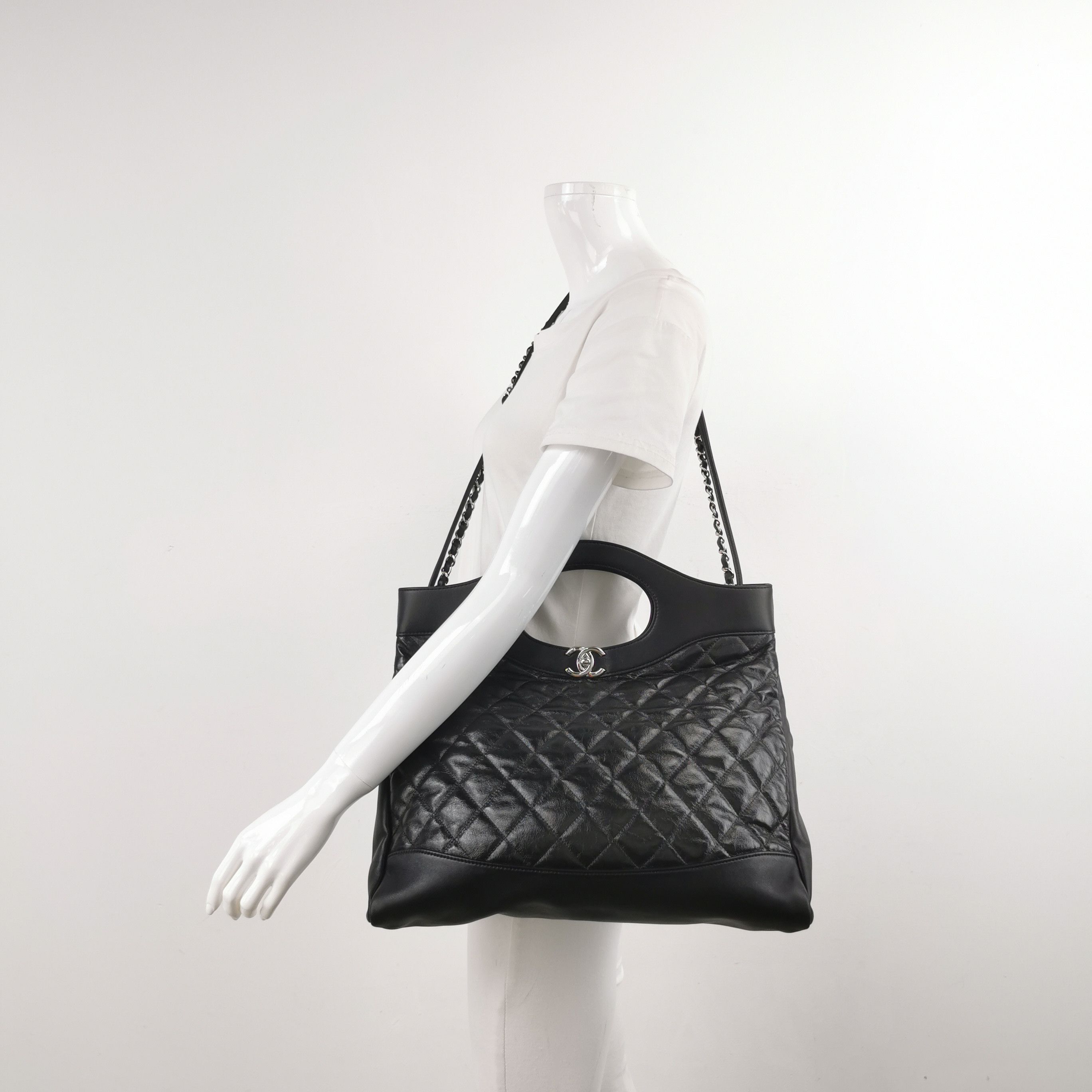 Chanel Chanel Women os Shoulder Bags Size ONE SIZE - 2 Thumbnail