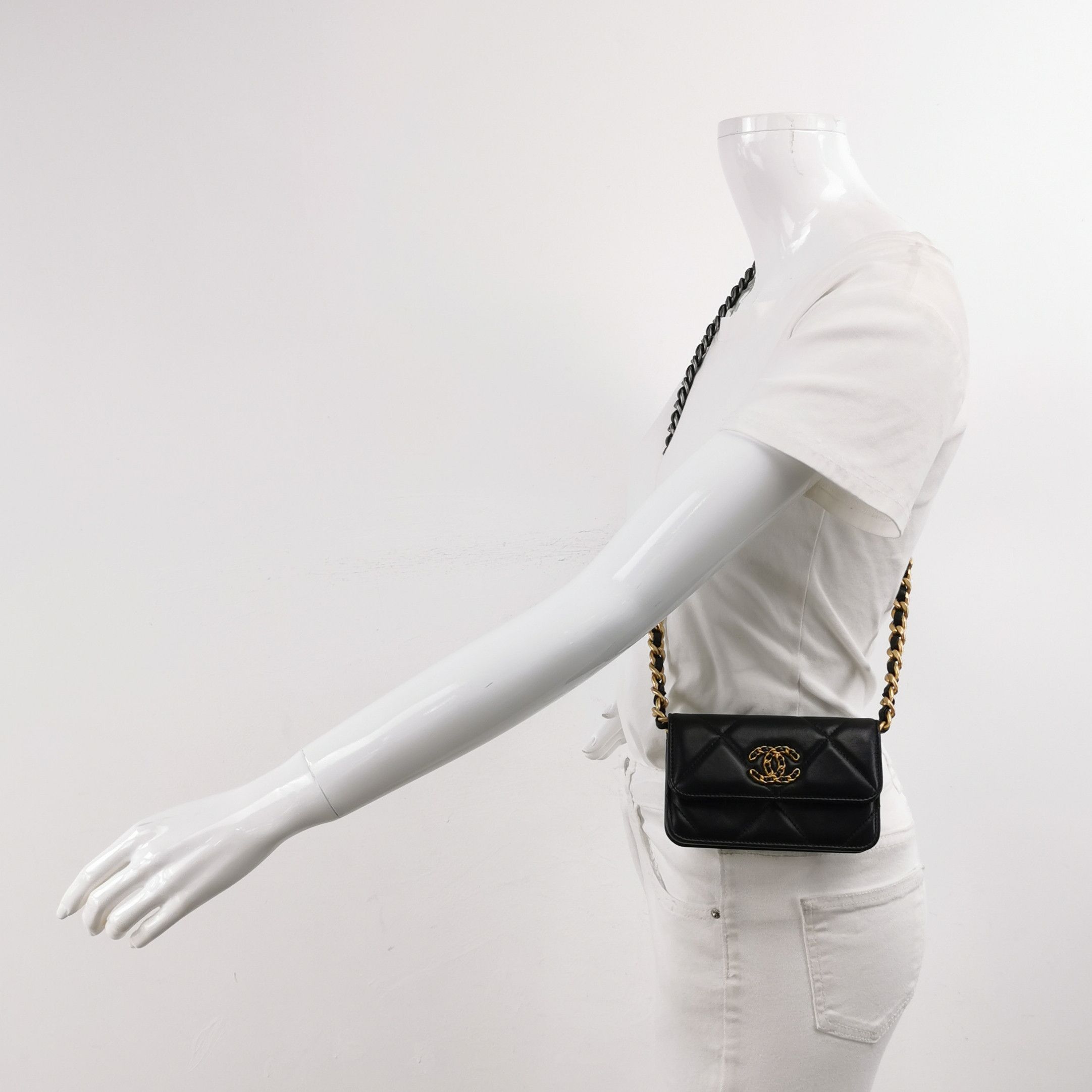 Chanel Chanel Women os Shoulder Bags Size ONE SIZE - 2 Thumbnail