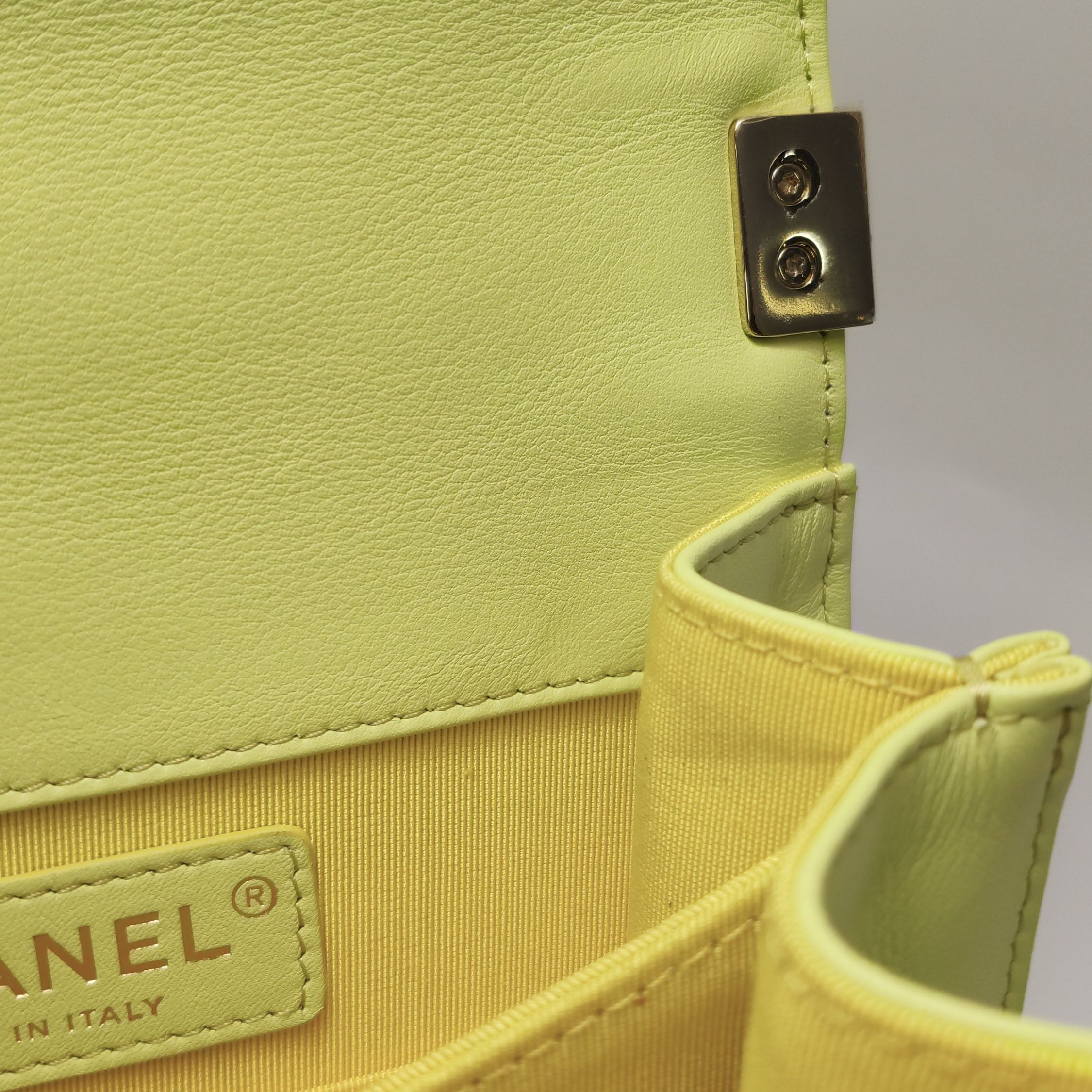 Chanel Chanel Women os Shoulder Bags Size ONE SIZE - 13 Thumbnail