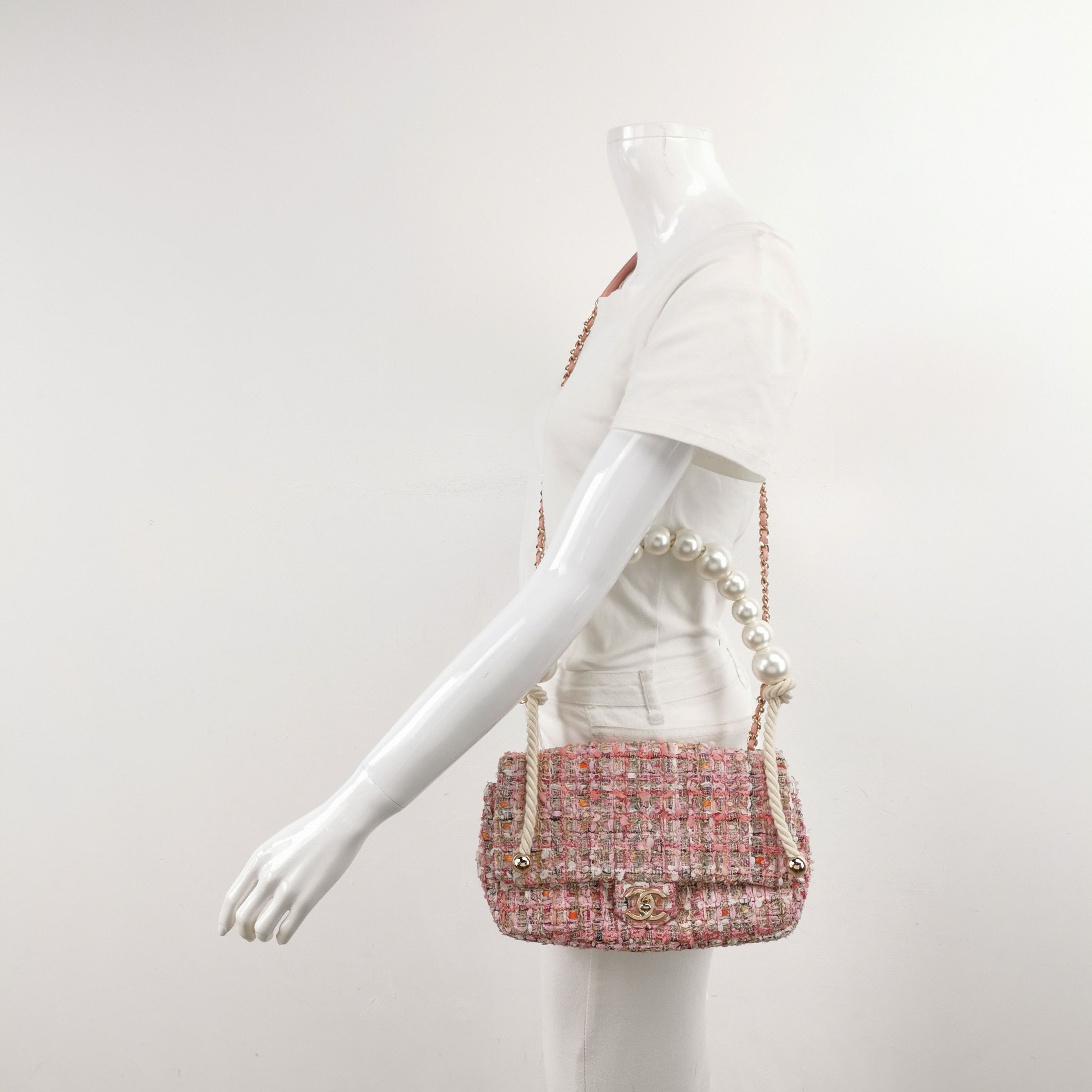 Chanel Chanel Women os Shoulder Bags Size ONE SIZE - 2 Thumbnail