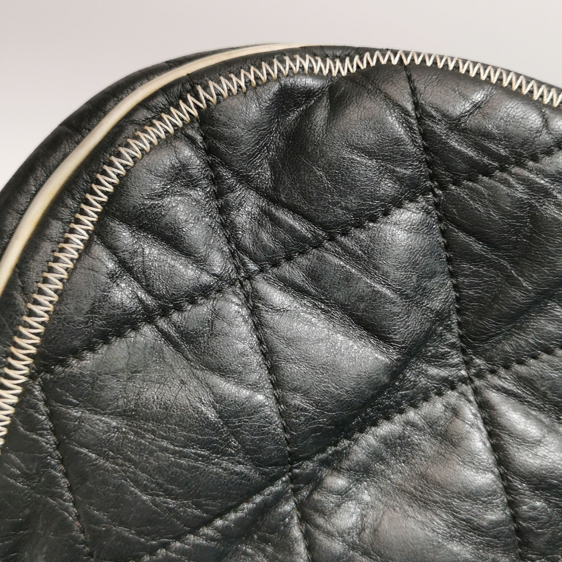 Chanel Chanel Women os Shoulder Bags Size ONE SIZE - 23 Thumbnail