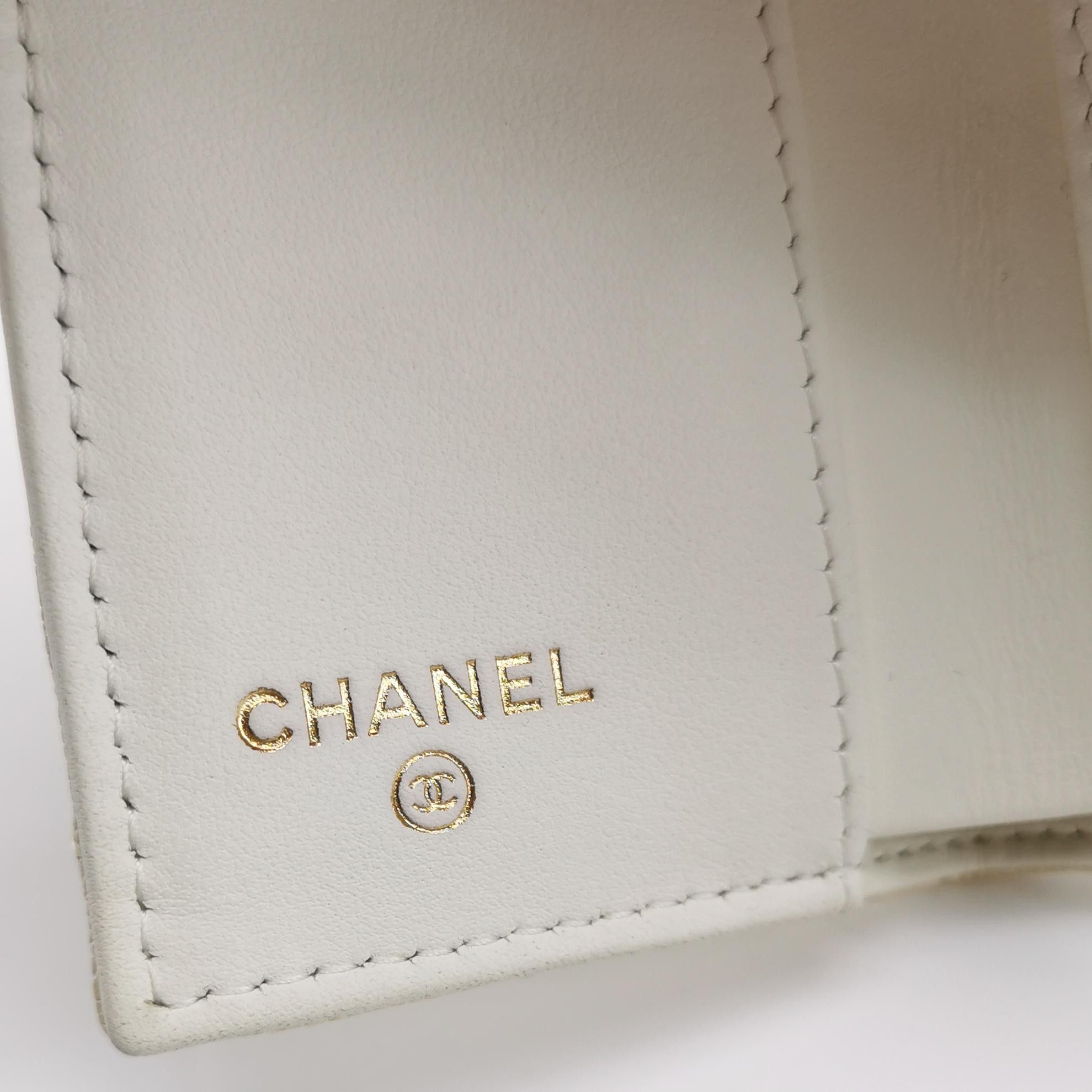 Chanel Chanel Women os Wallets Size ONE SIZE - 7 Thumbnail