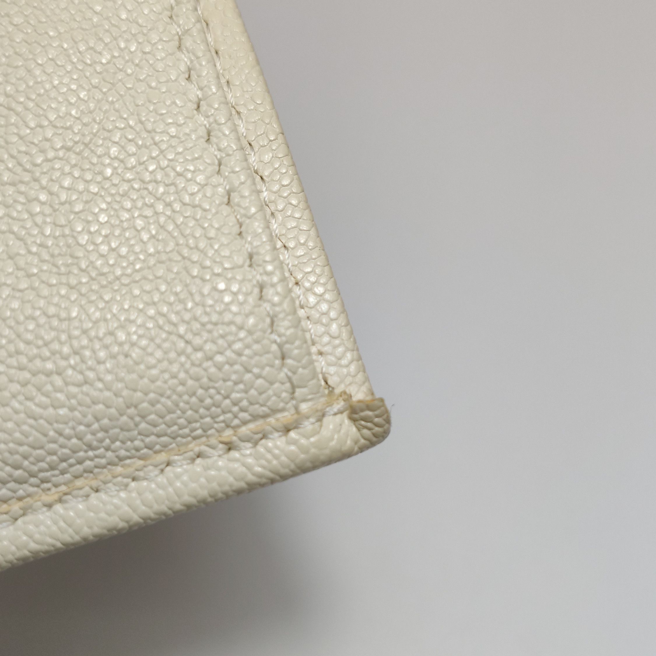 Chanel Chanel Women os Wallets Size ONE SIZE - 22 Thumbnail