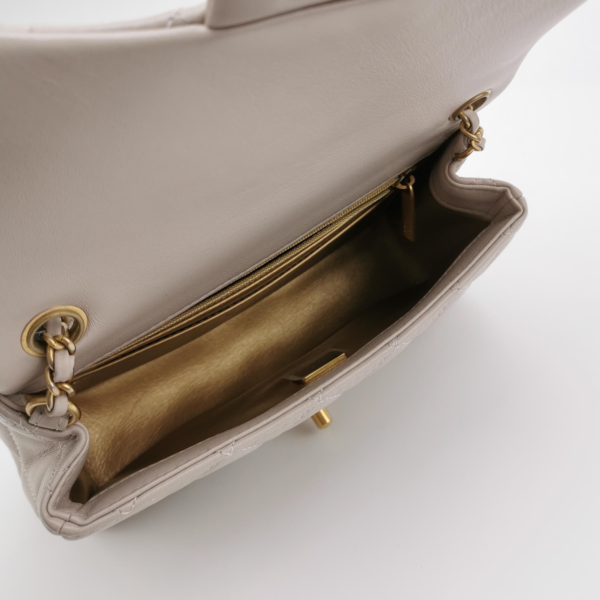 Chanel Chanel Women os Shoulder Bags Size ONE SIZE - 7 Thumbnail