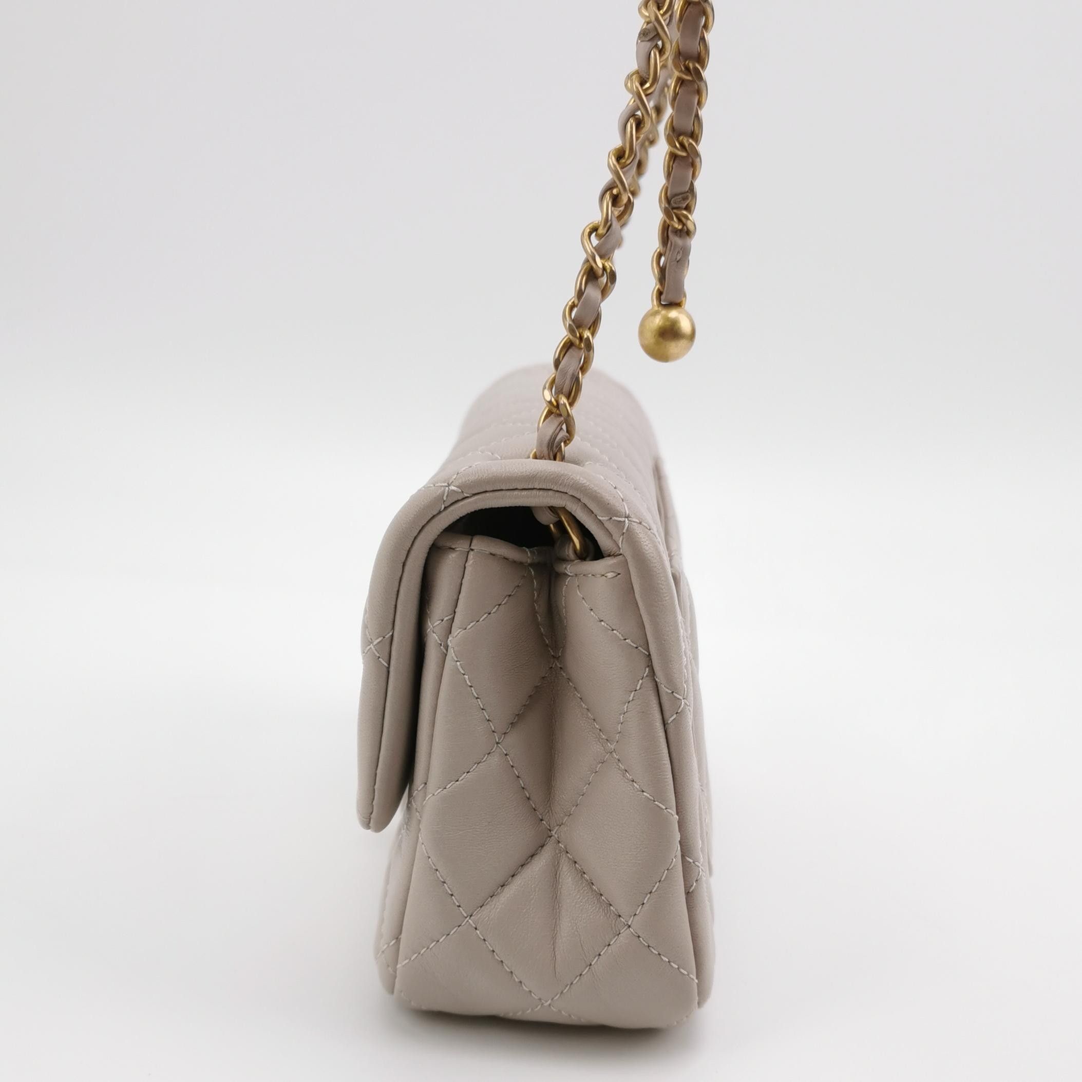 Chanel Chanel Women os Shoulder Bags Size ONE SIZE - 3 Thumbnail