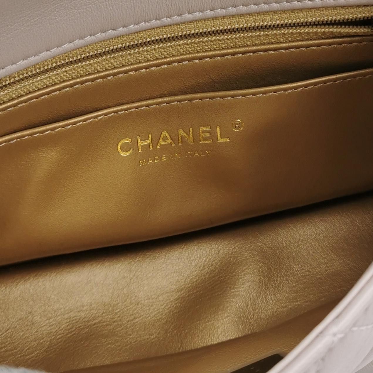 Chanel Chanel Women os Shoulder Bags Size ONE SIZE - 8 Thumbnail