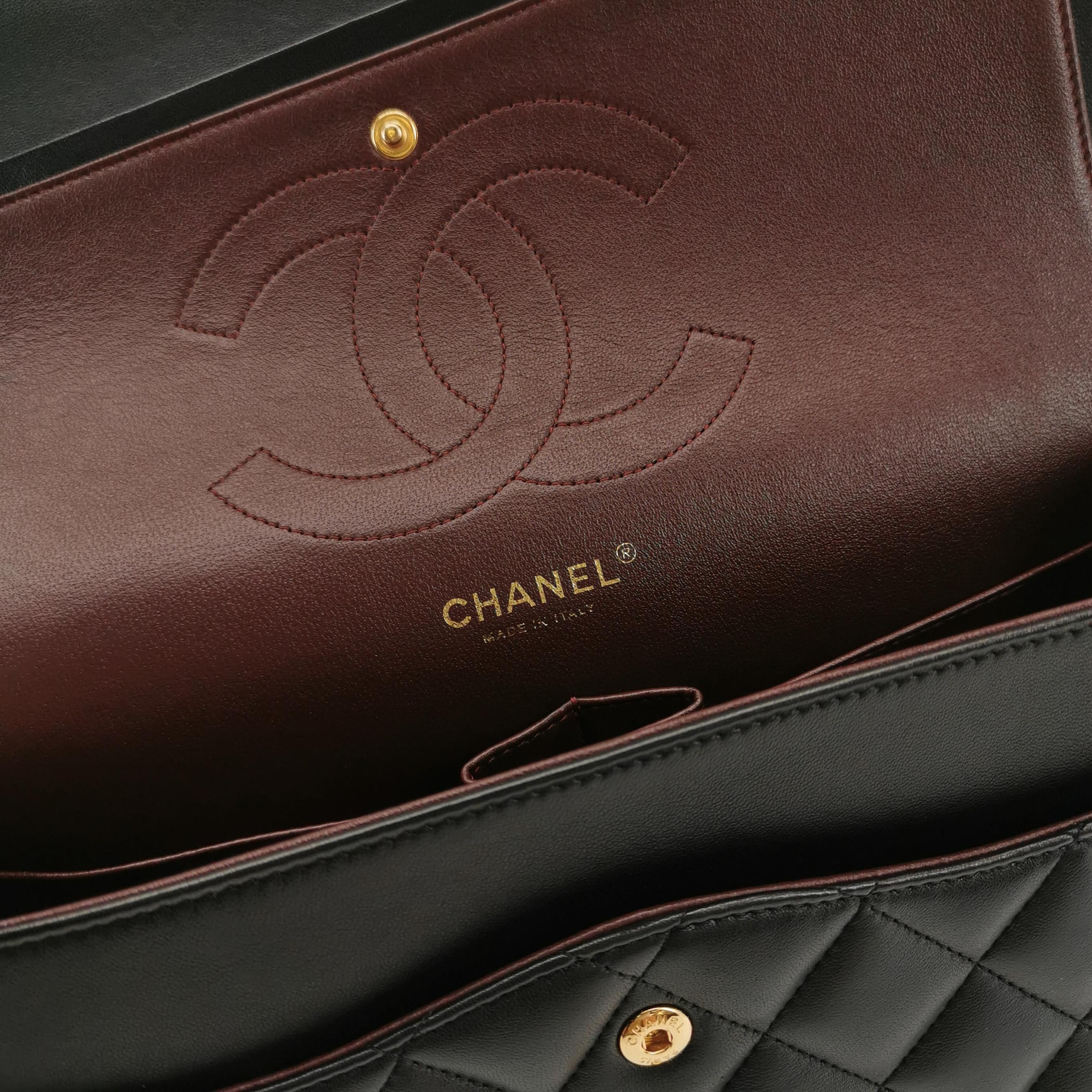 Chanel Chanel Women os Shoulder Bags Size ONE SIZE - 8 Thumbnail