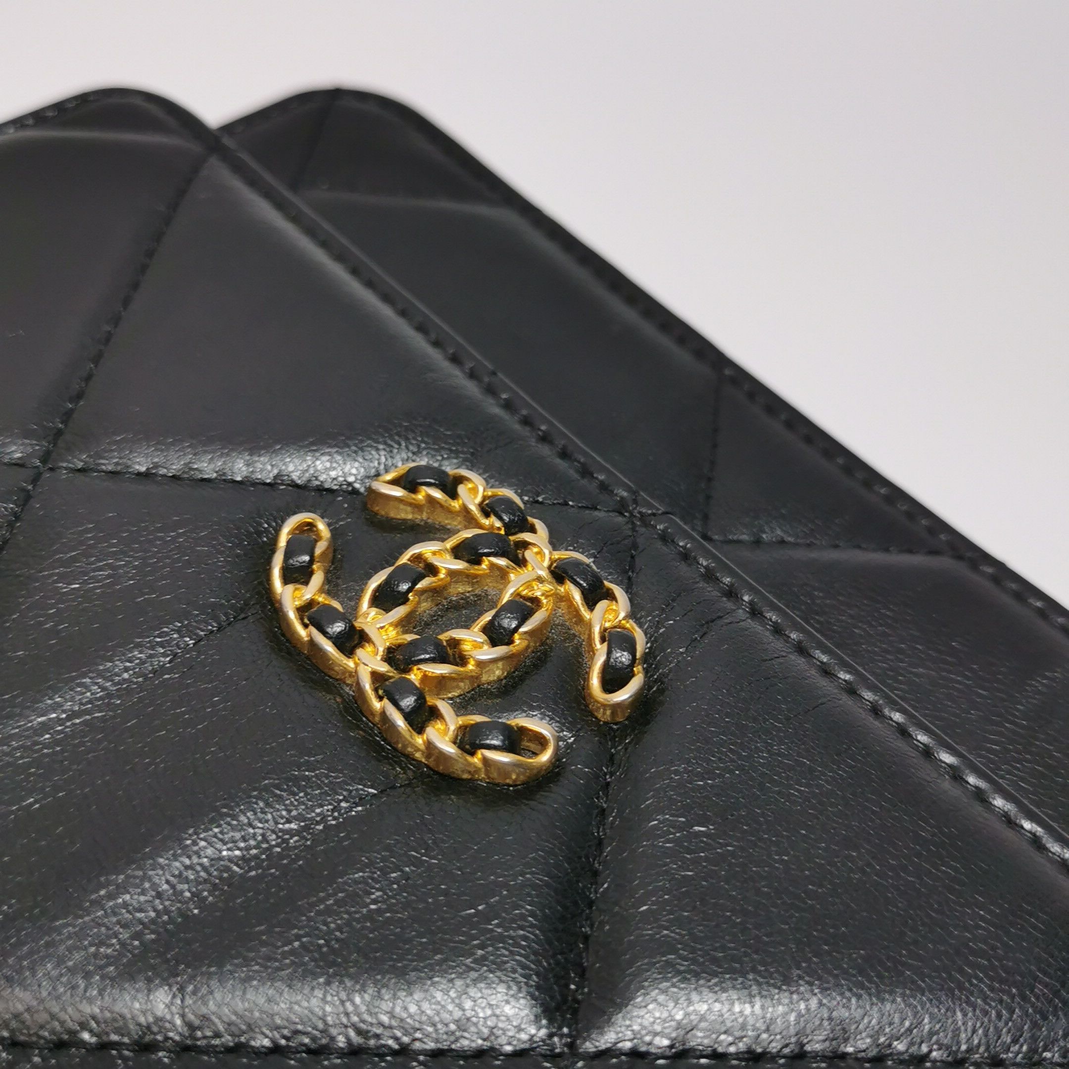Chanel Chanel Women os Shoulder Bags Size ONE SIZE - 18 Thumbnail
