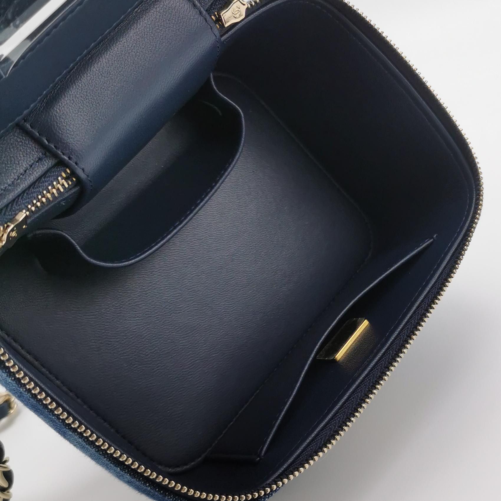 Chanel Chanel Women os Shoulder Bags Size ONE SIZE - 7 Thumbnail