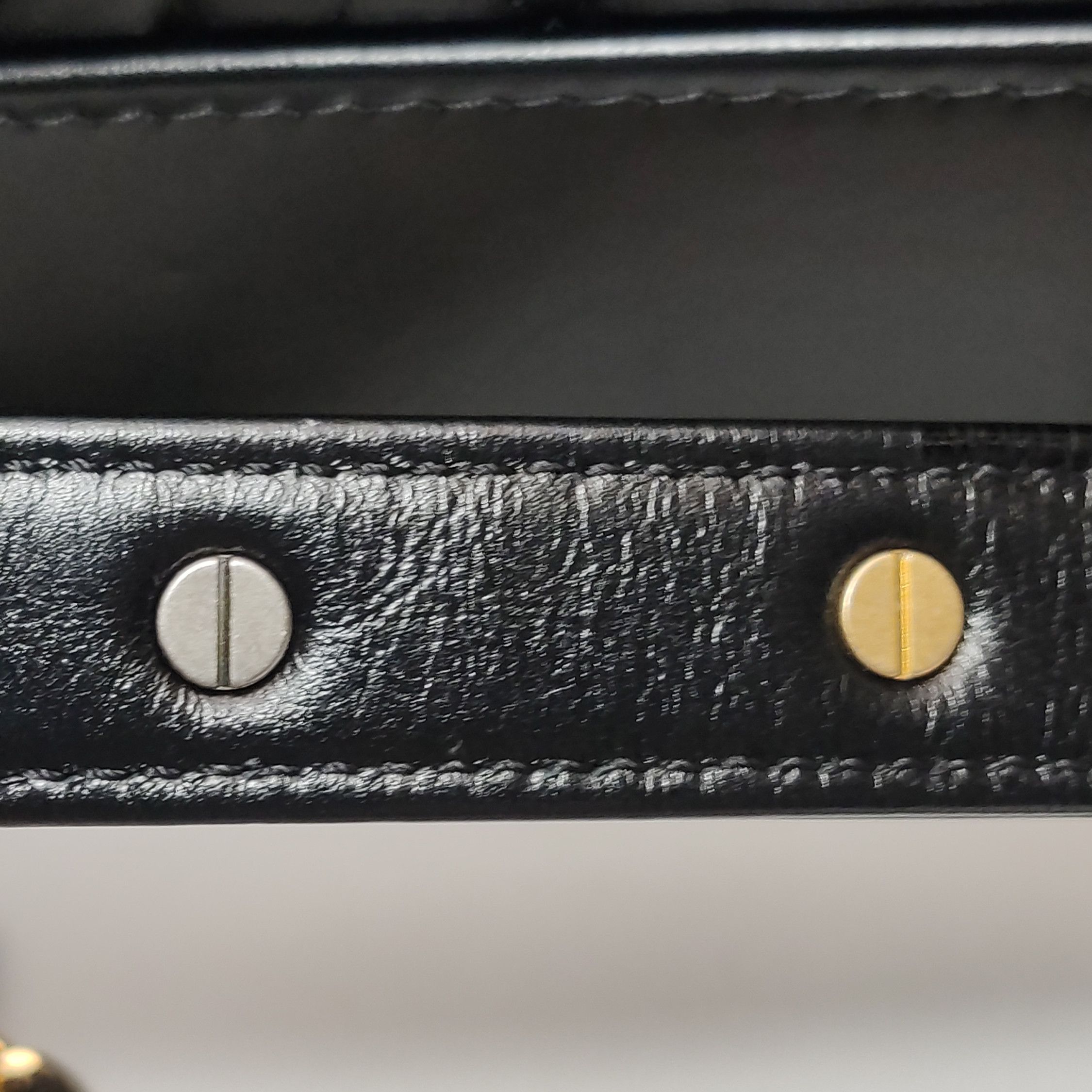 Chanel Chanel Women os Shoulder Bags Size ONE SIZE - 16 Thumbnail