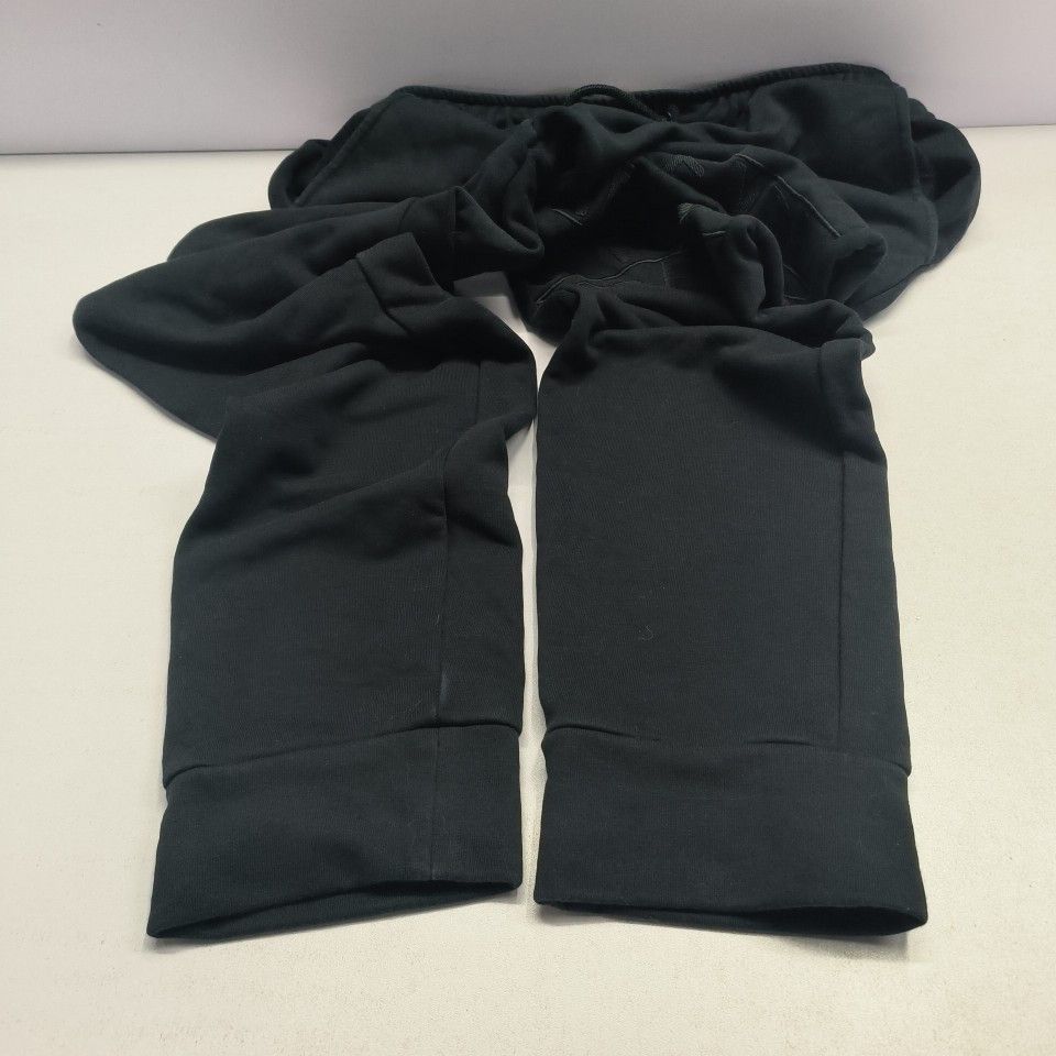 Fendi Fendi Logo Sweatpants Size 50 Size US 34 / EU 50 - 8 Thumbnail