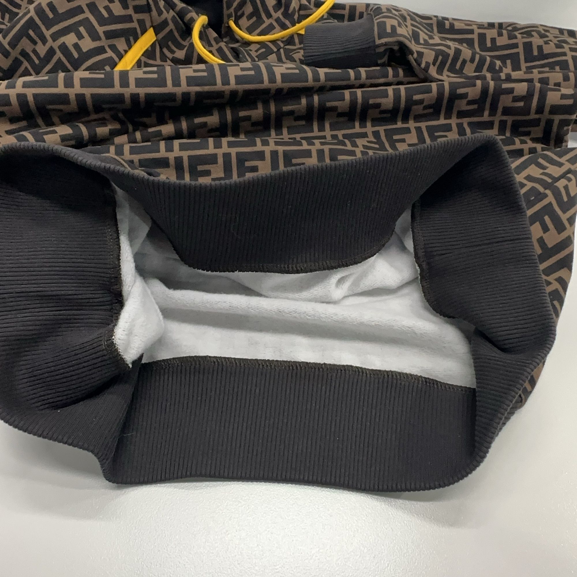 Fendi Fendi Monogram Hoodie Size M Size US M / EU 48-50 / 2 - 7 Thumbnail