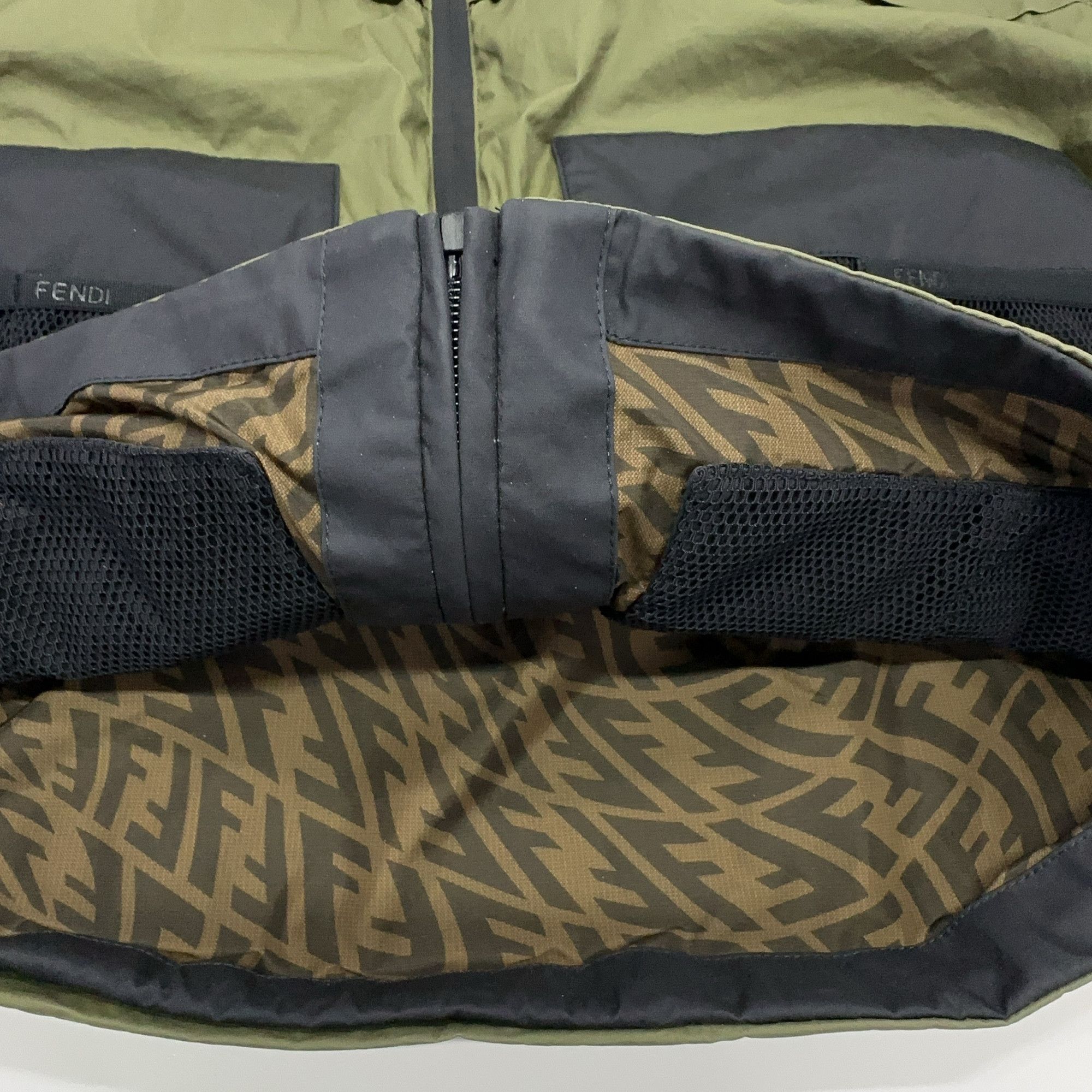 Fendi Fendi FW21 Reversible Logo Hooded Jacket Size S Size US S / EU 44-46 / 1 - 8 Thumbnail