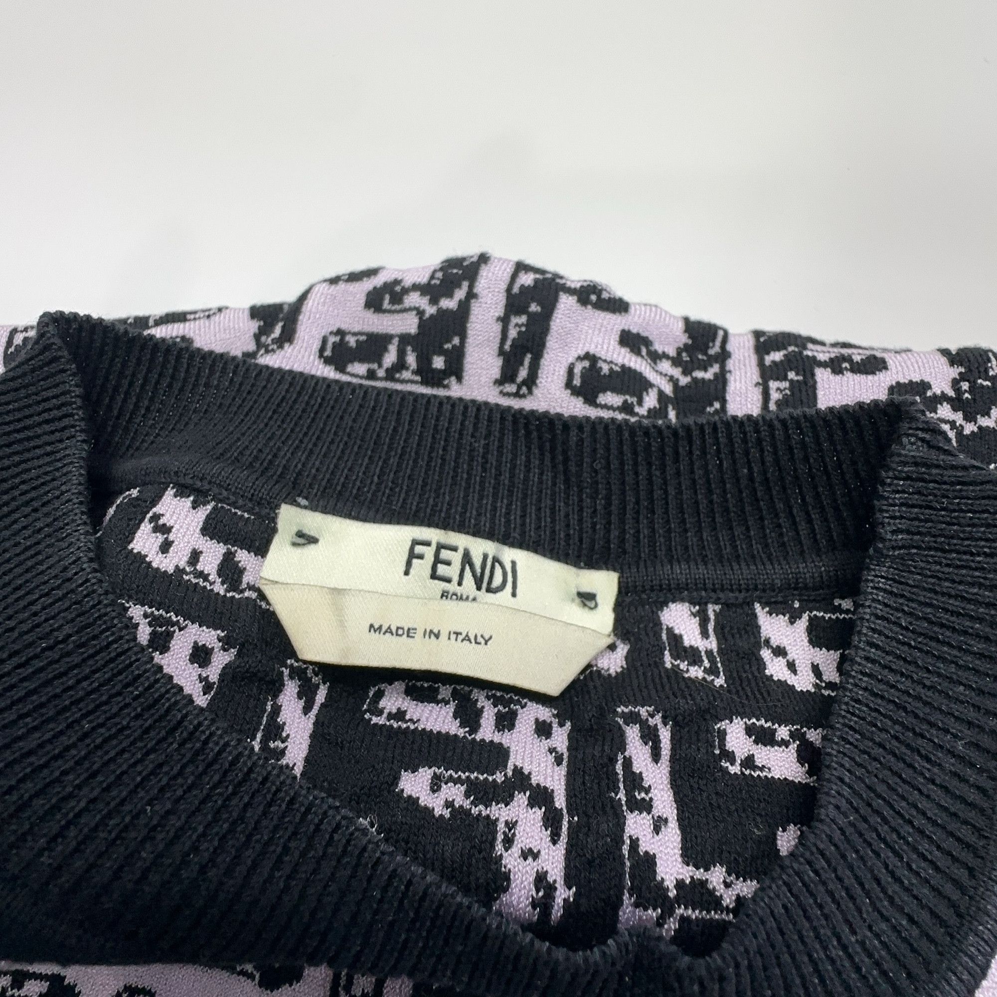 Fendi Fendi FF Logo Short Sleeve Sweater Size IT 38 Size XS / US 0-2 / IT 36-38 - 3 Thumbnail