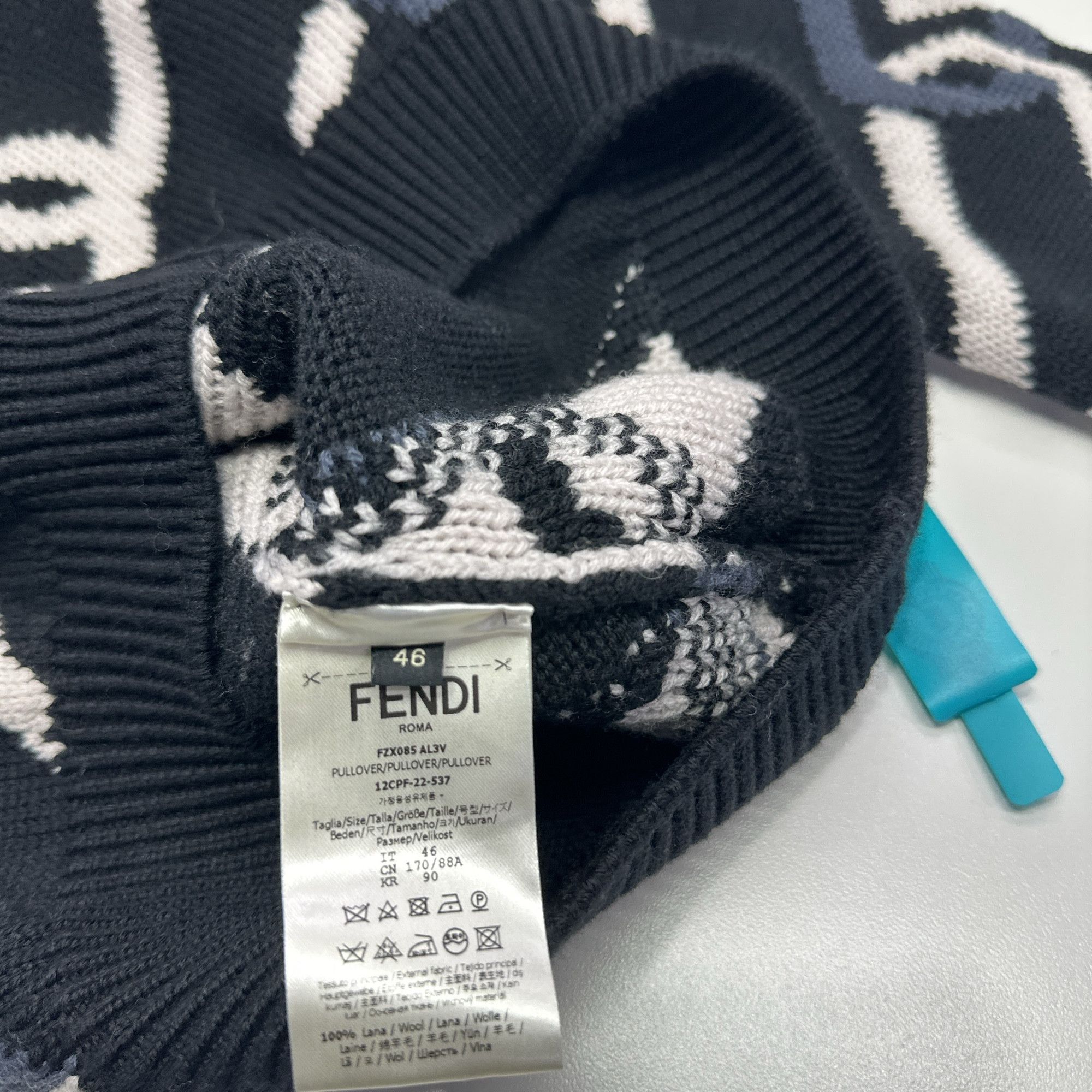 Fendi Fendi O'Lock Pattern Wool Sweater Size S Size US S / EU 44-46 / 1 - 7 Thumbnail