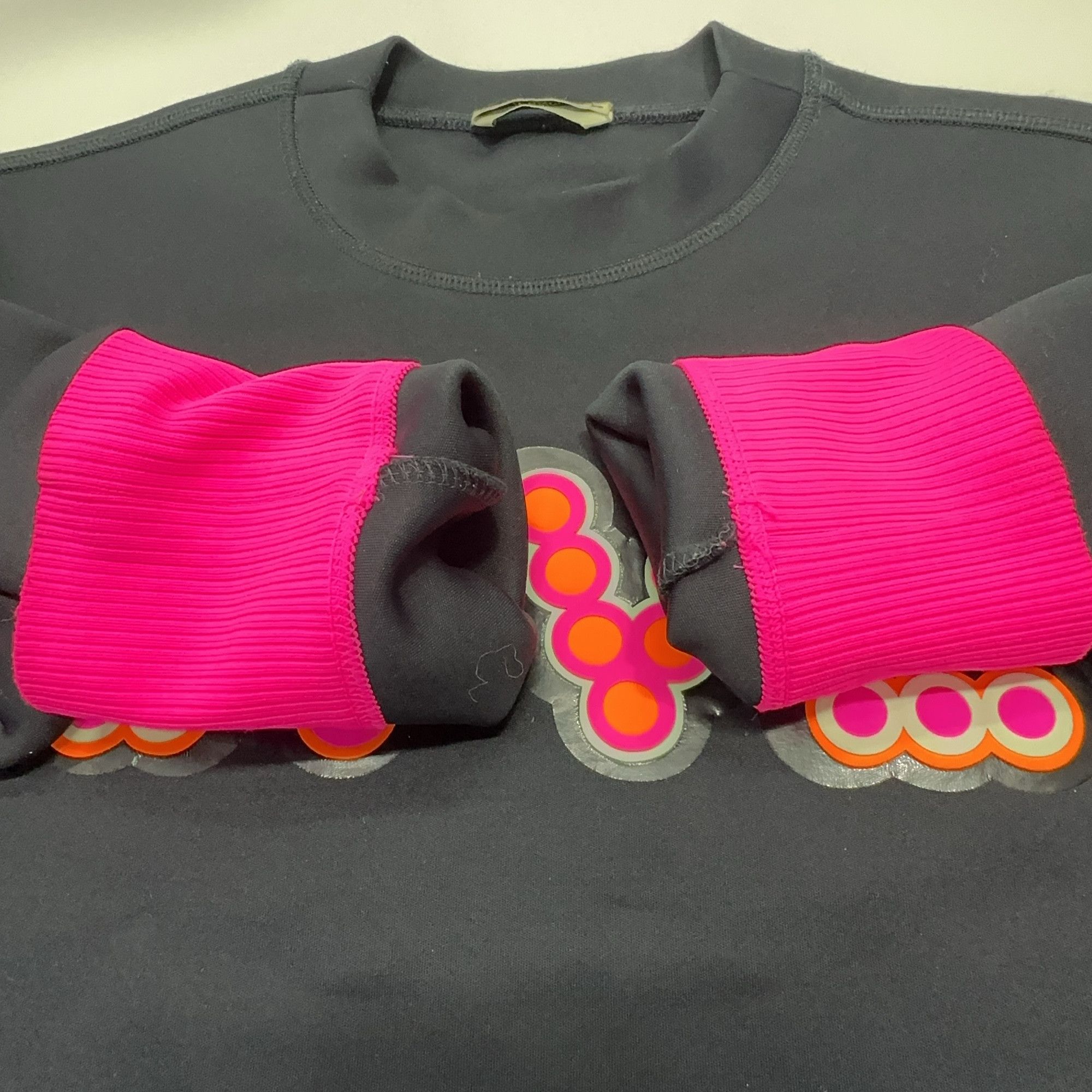 Fendi Fendi LOVE Graphic Sweatshirt Size IT 38 Size XS / US 0-2 / IT 36-38 - 6 Thumbnail